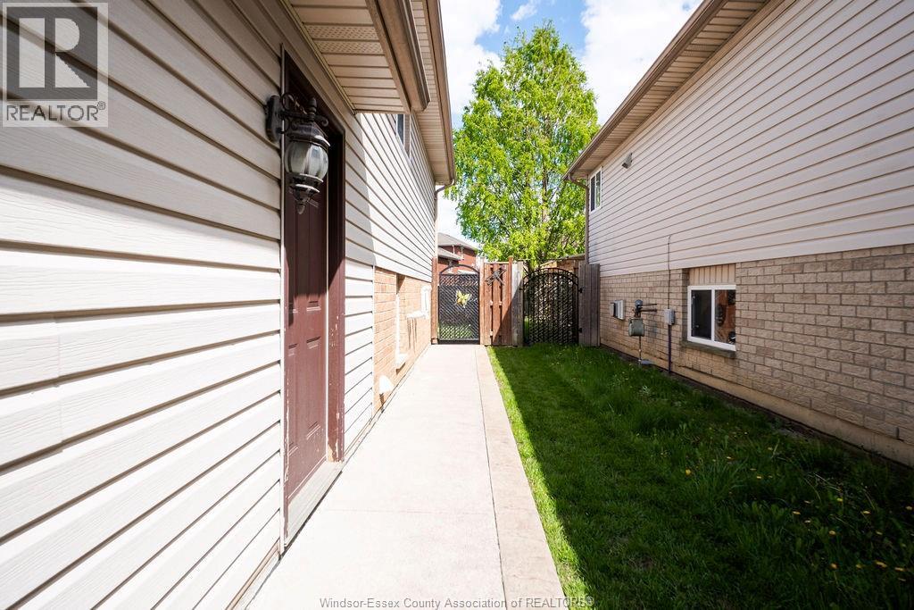 4250 Canberra Avenue, Windsor, Ontario  N9G 3E8 - Photo 39 - 26010651