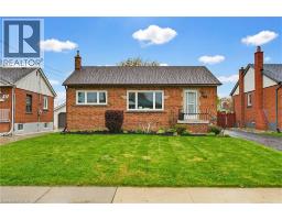 51 BROMLEY Road, Hamilton, Ontario