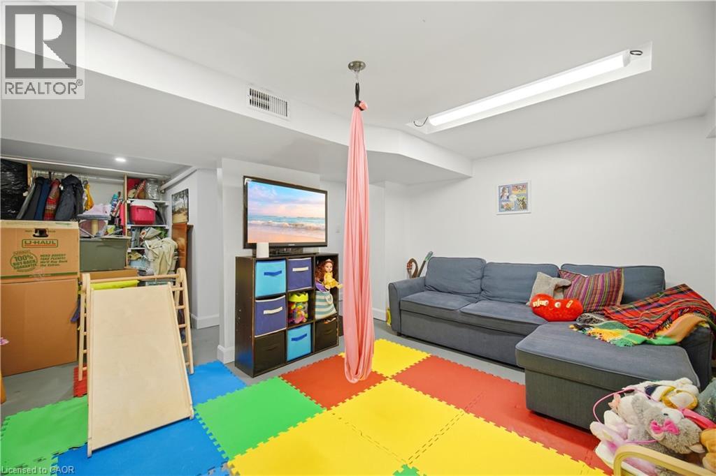 83 Province Street N, Hamilton, Ontario  L8H 4H5 - Photo 37 - 40827364