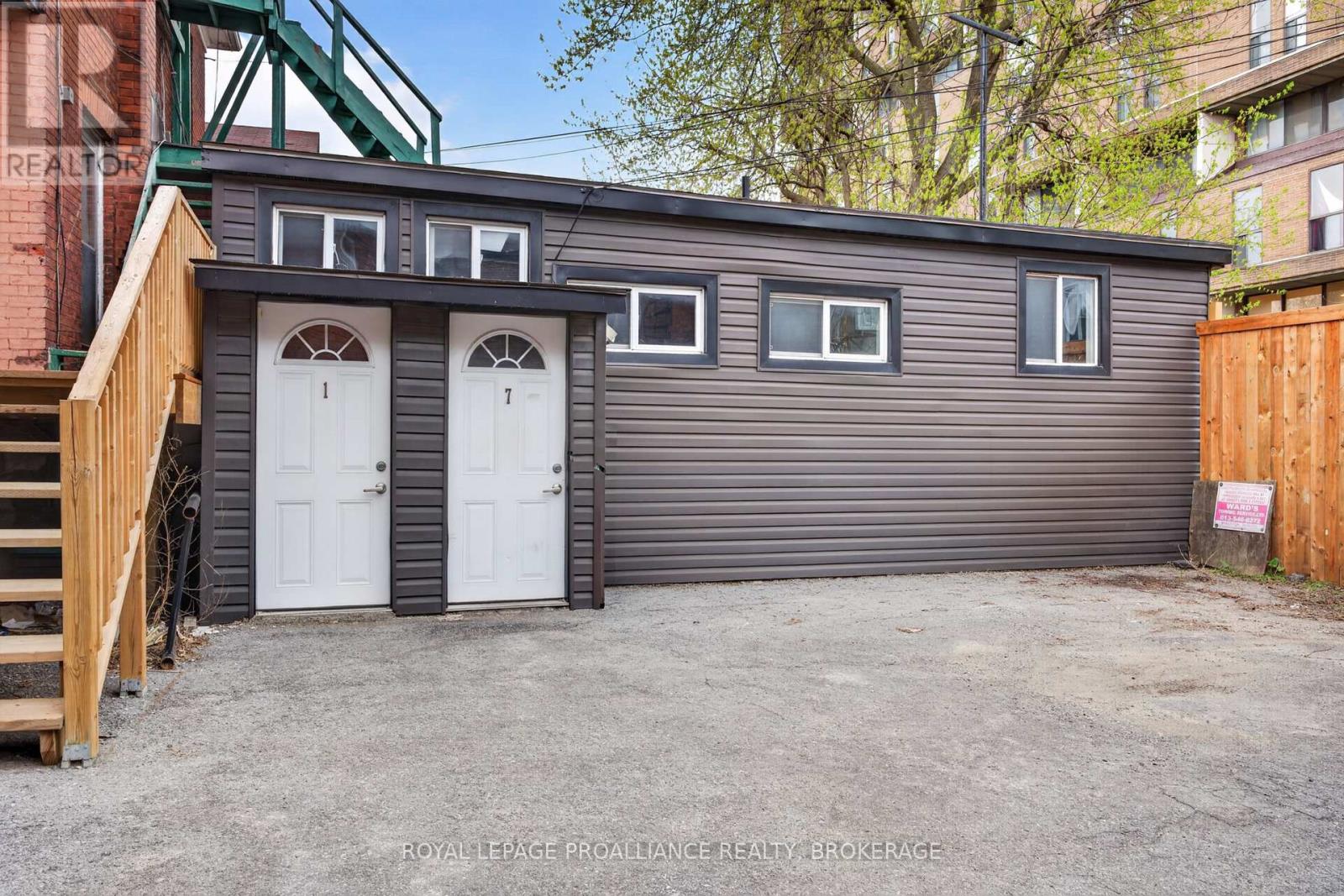 322 Queen Street, Kingston, Ontario  K7K 1B8 - Photo 3 - X13109514