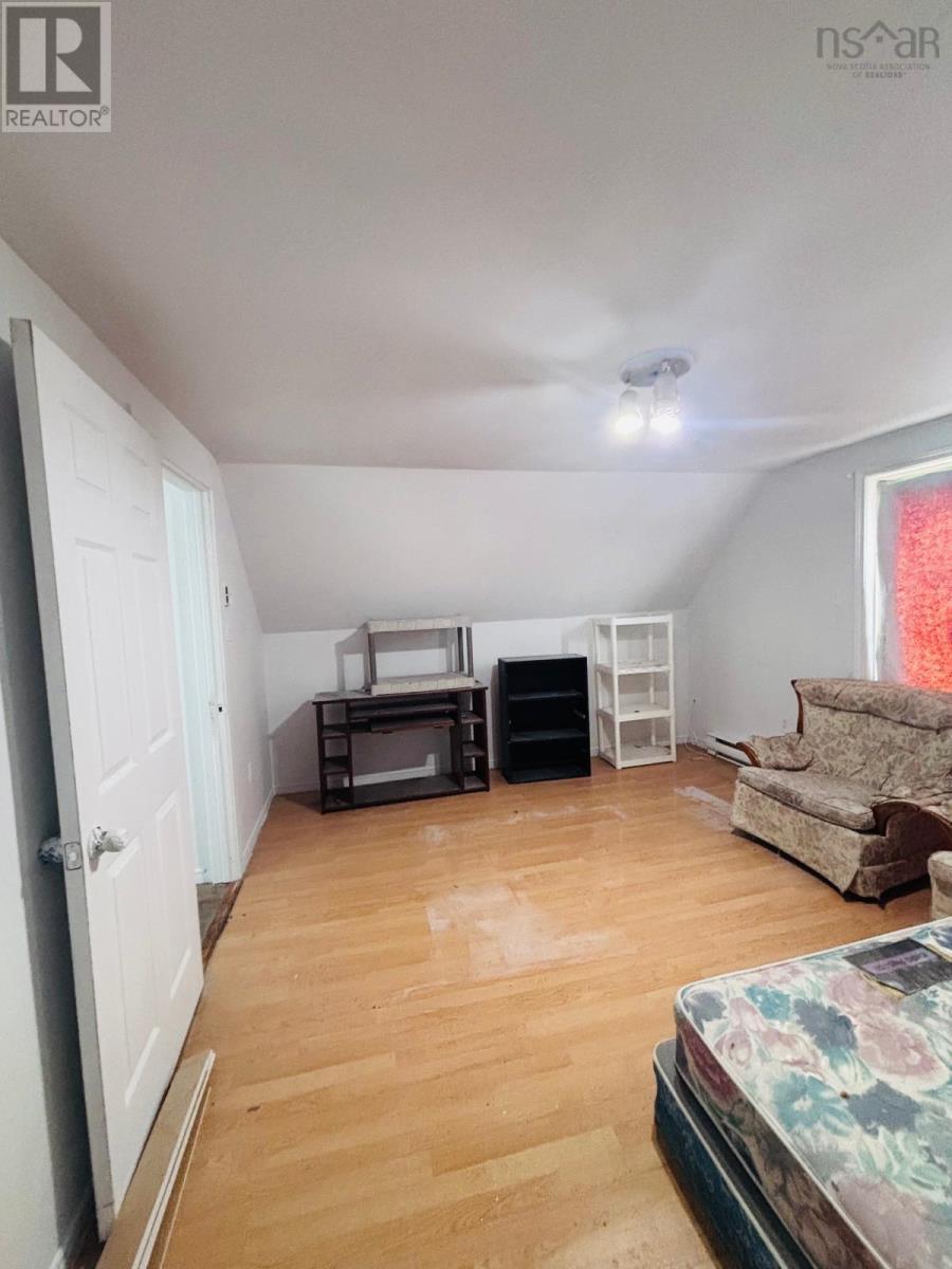 859 Victoria Road, Sydney, Nova Scotia  B1N 1J9 - Photo 7 - 202608521