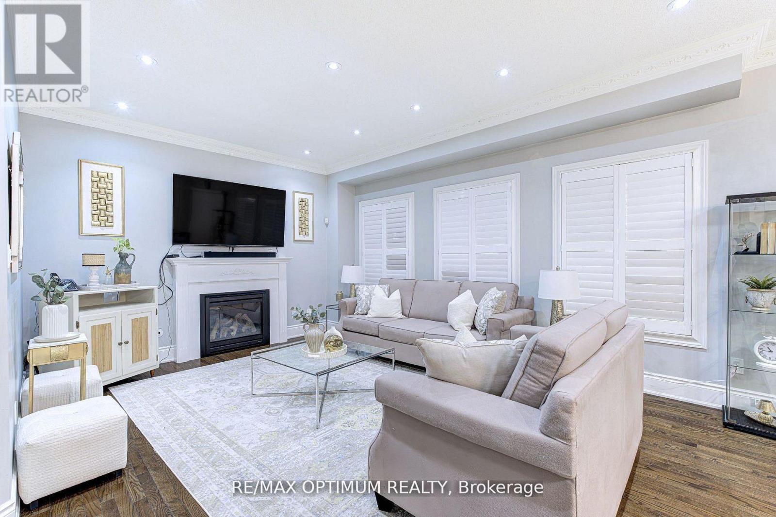 19 Teal Crest Circle, Brampton, Ontario  L6X 2Z6 - Photo 13 - W13109510