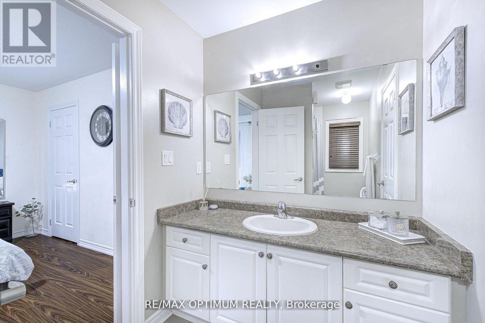 19 Teal Crest Circle, Brampton, Ontario  L6X 2Z6 - Photo 30 - W13109510