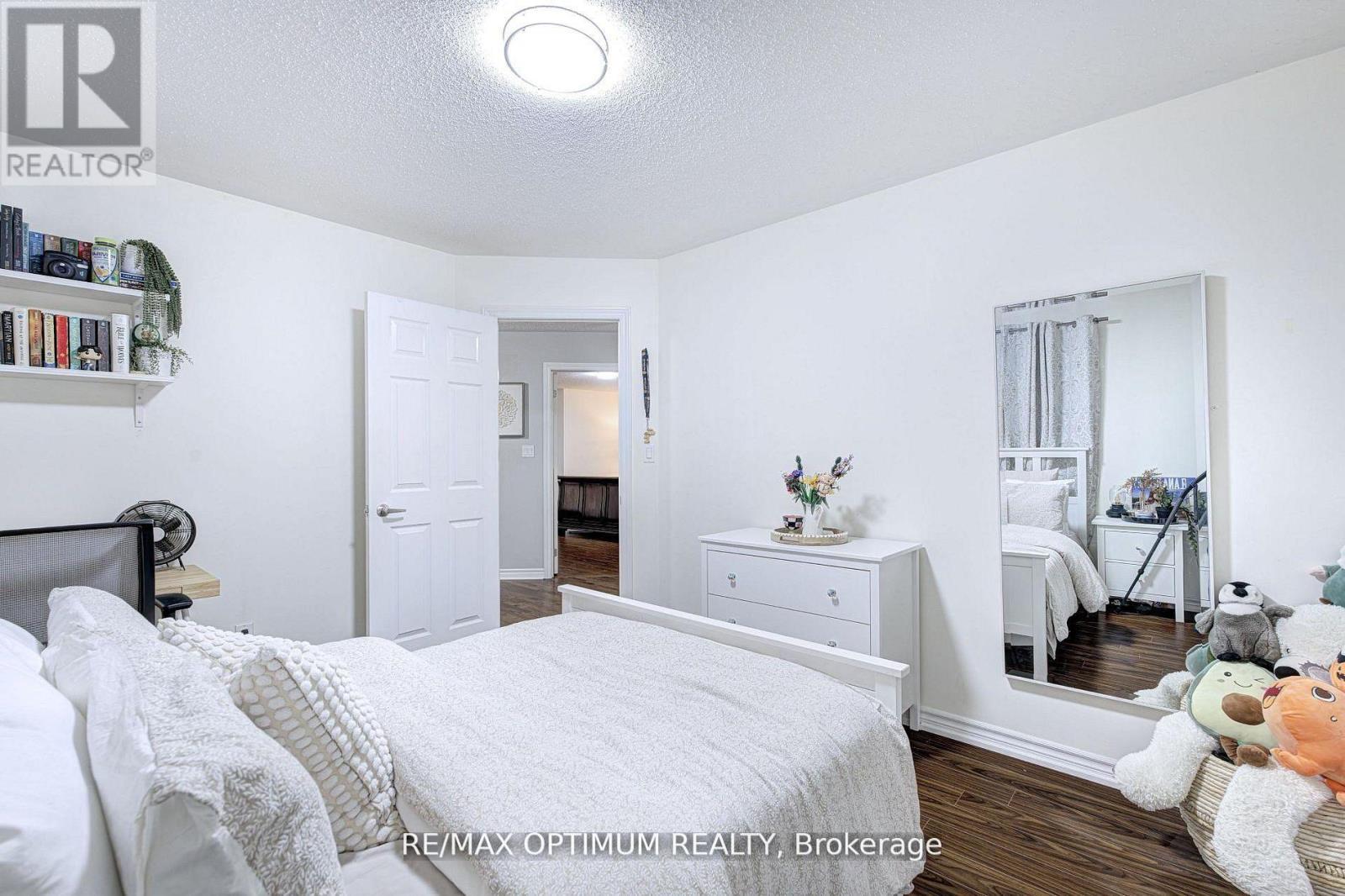 19 Teal Crest Circle, Brampton, Ontario  L6X 2Z6 - Photo 36 - W13109510