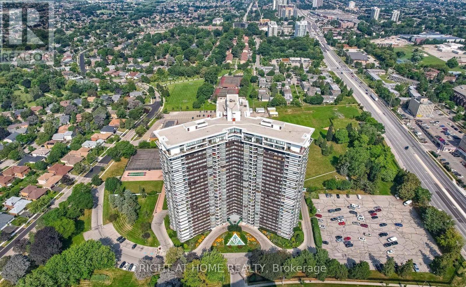 1107 - 1107-1333 BLOOR STREET, Mississauga, Ontario
