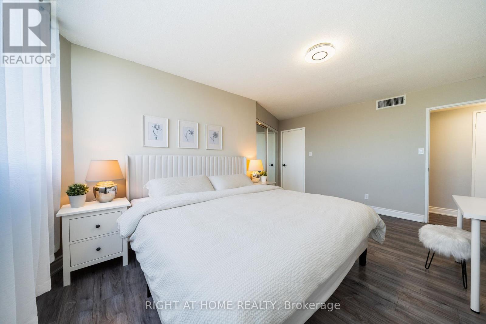 1107 - 1107-1333 Bloor Street, Mississauga, Ontario  L4Y 3T6 - Photo 28 - W13109536
