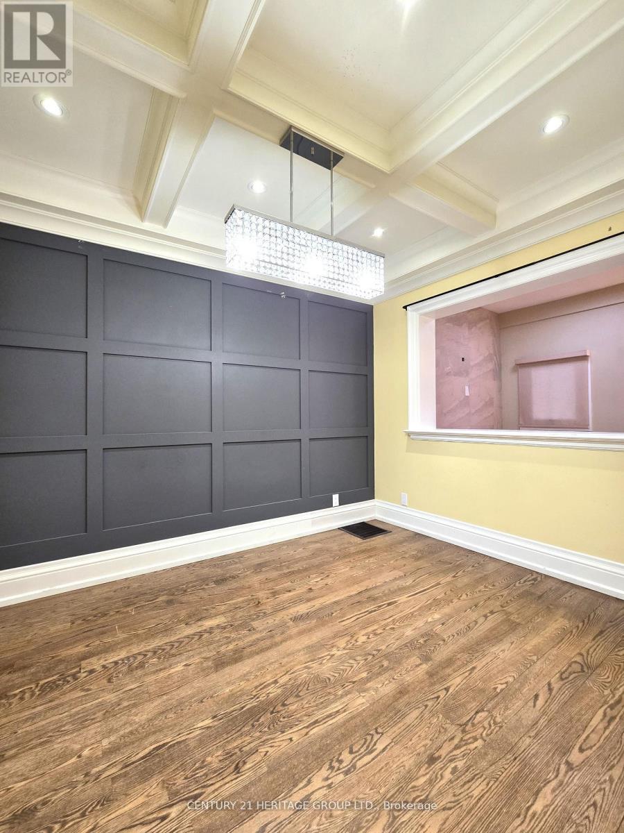 Main - 46 Mahoney Avenue, Toronto, Ontario  M6M 2H4 - Photo 8 - W13108560