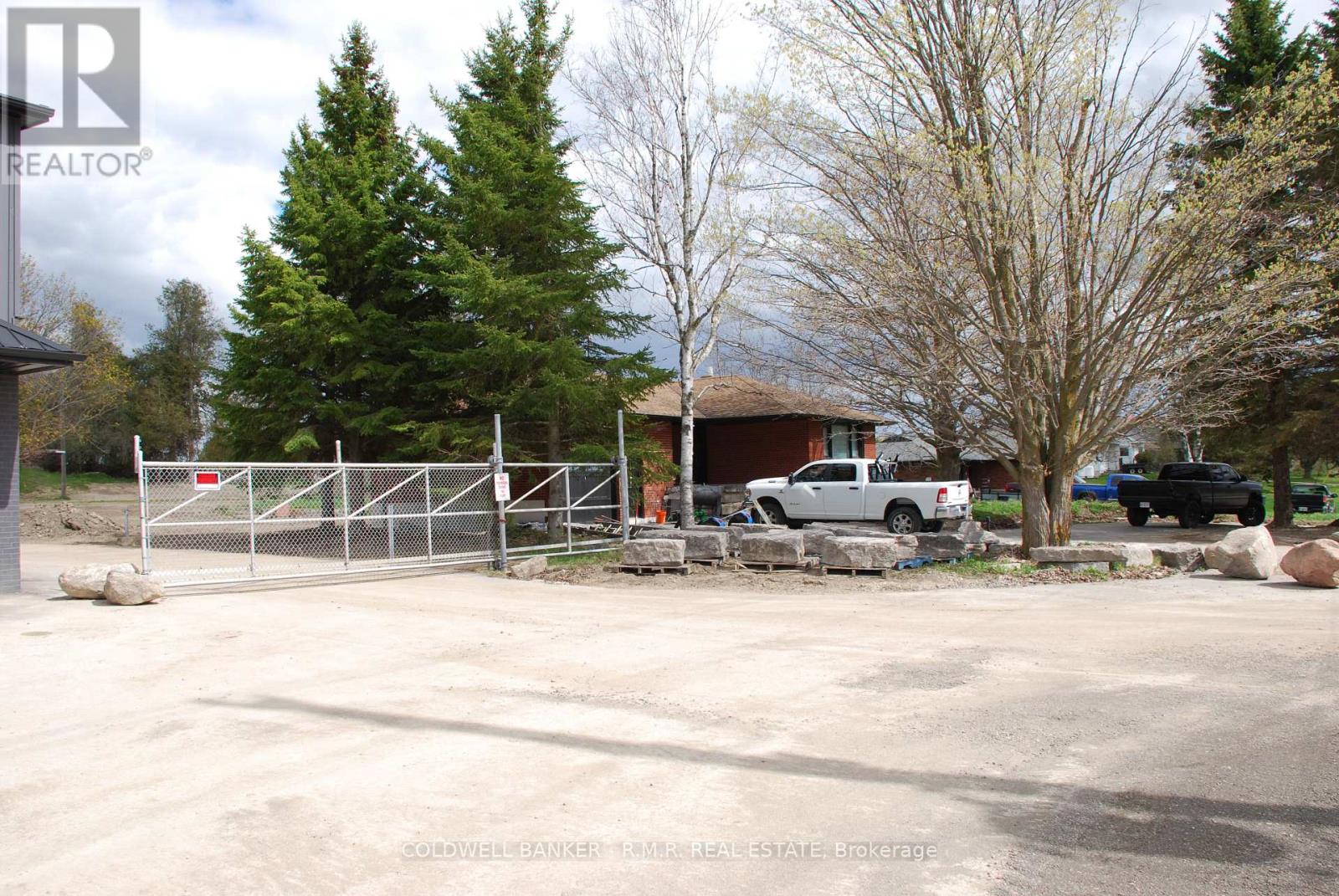 11151 Simcoe Street N, Scugog, Ontario  L9L 1B3 - Photo 2 - E13104404