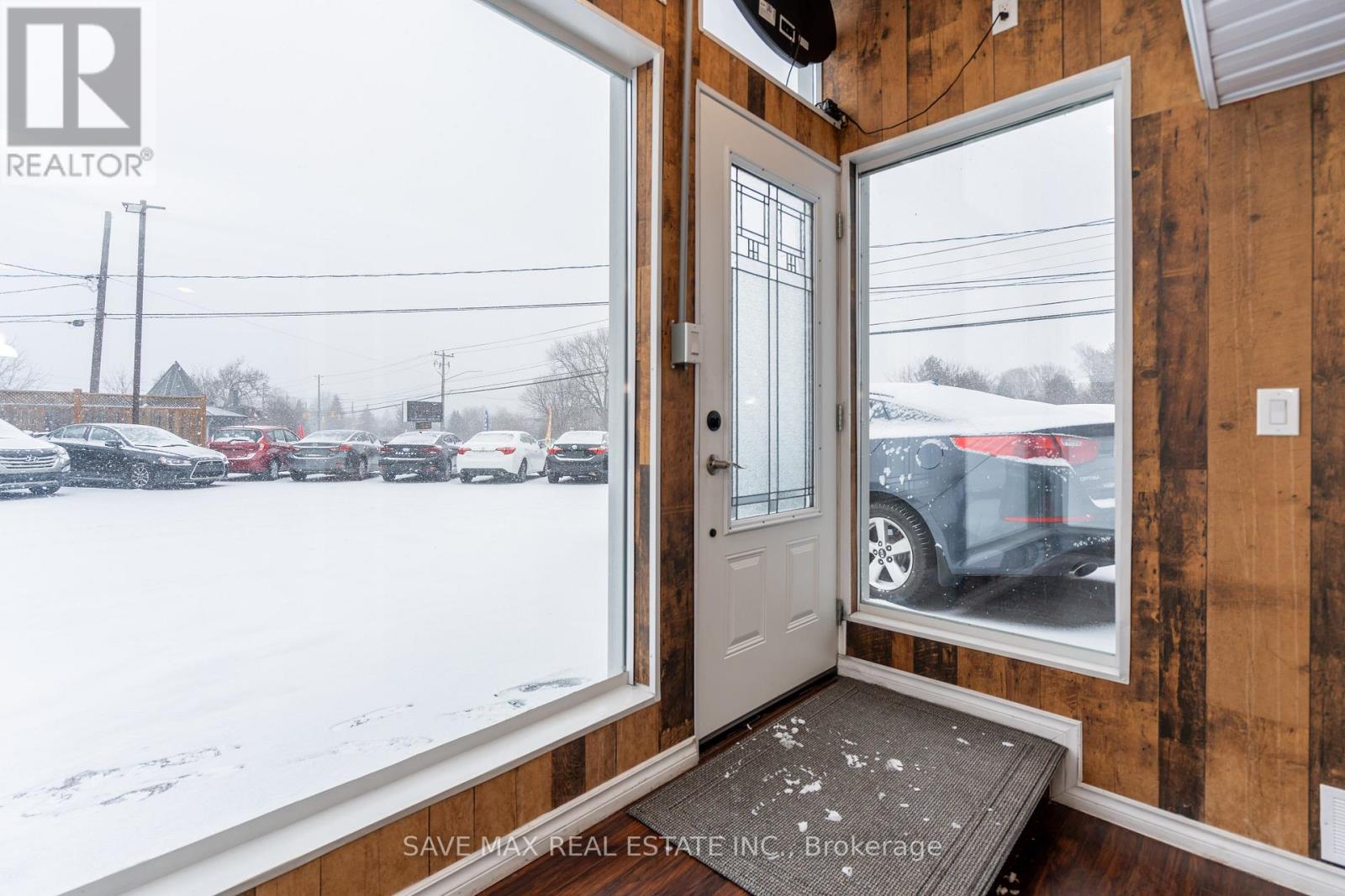 4 BEAUMONT CRESCENT, Guelph, Ontario