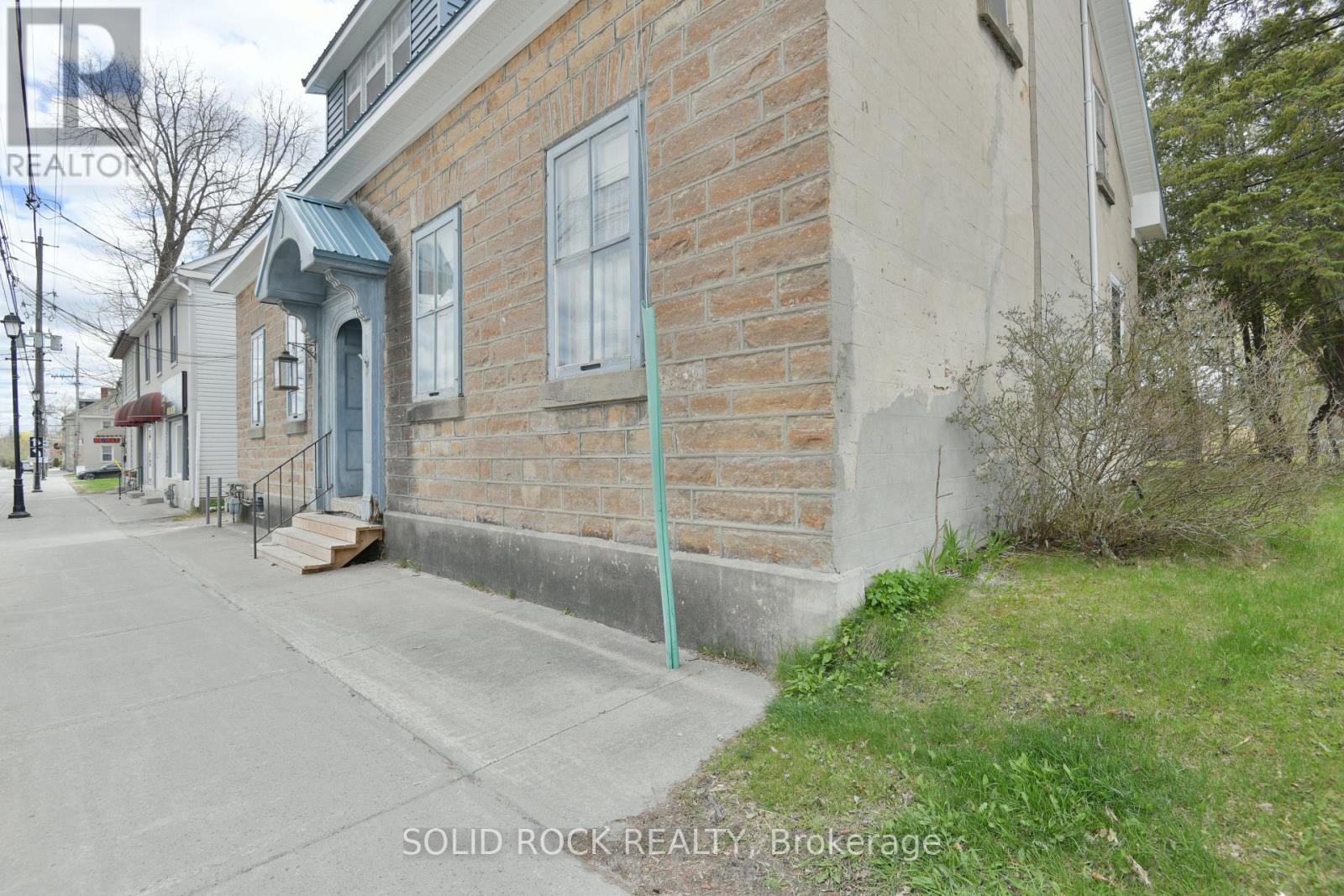 28 Wilson Street W, Perth, Ontario  K7H 2M9 - Photo 5 - X12779882