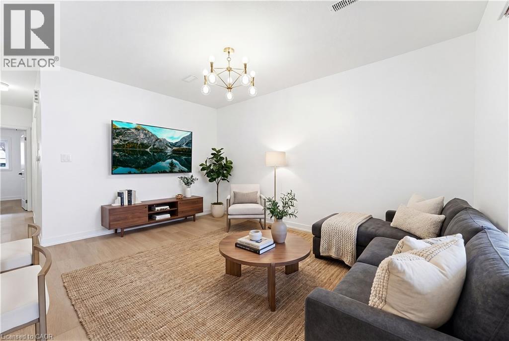 205 West Oak Trail Unit# 42, Kitchener, Ontario  N2R 0R9 - Photo 2 - 40827873
