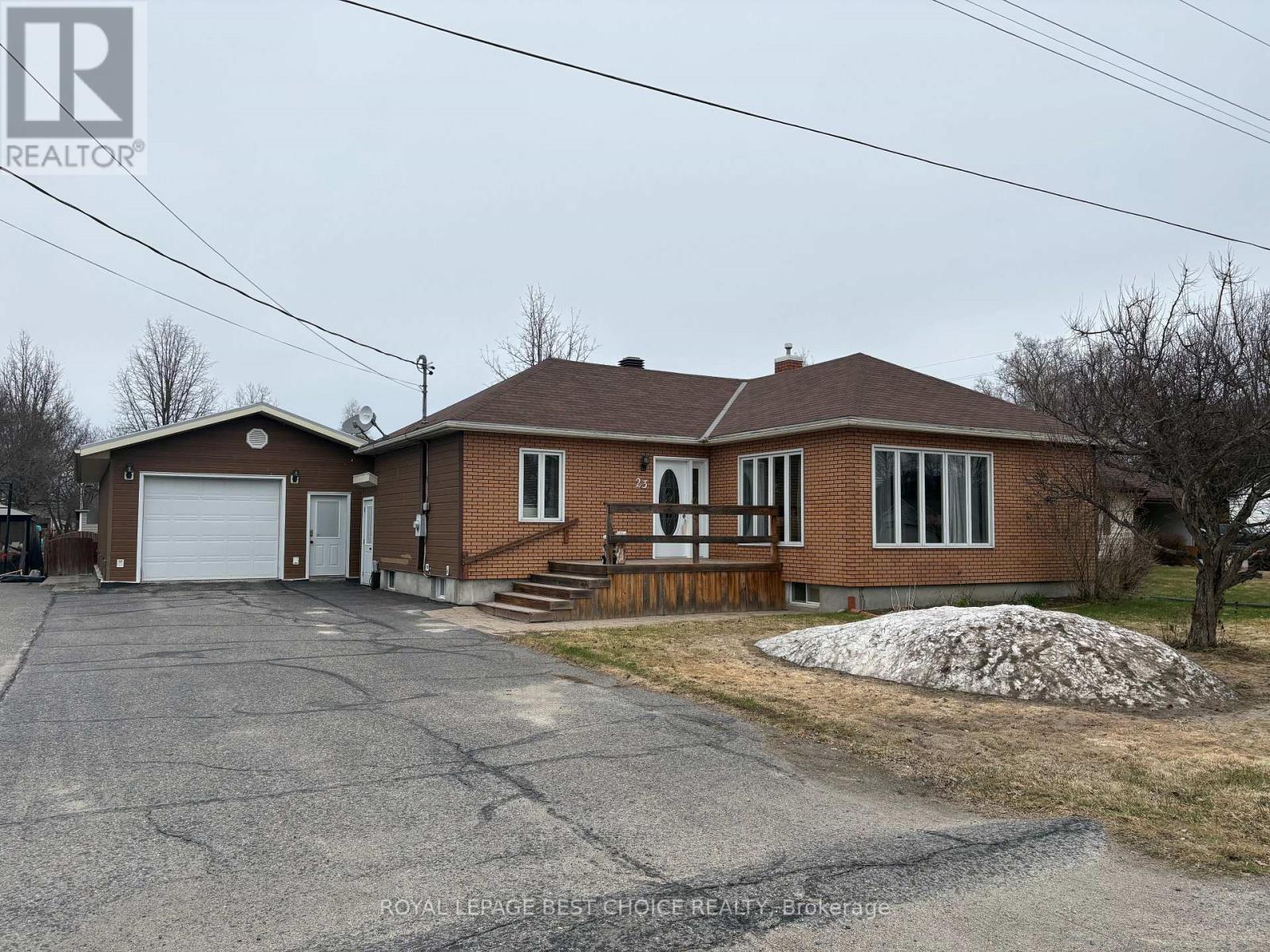 23 NINTH AVENUE, Englehart, Ontario