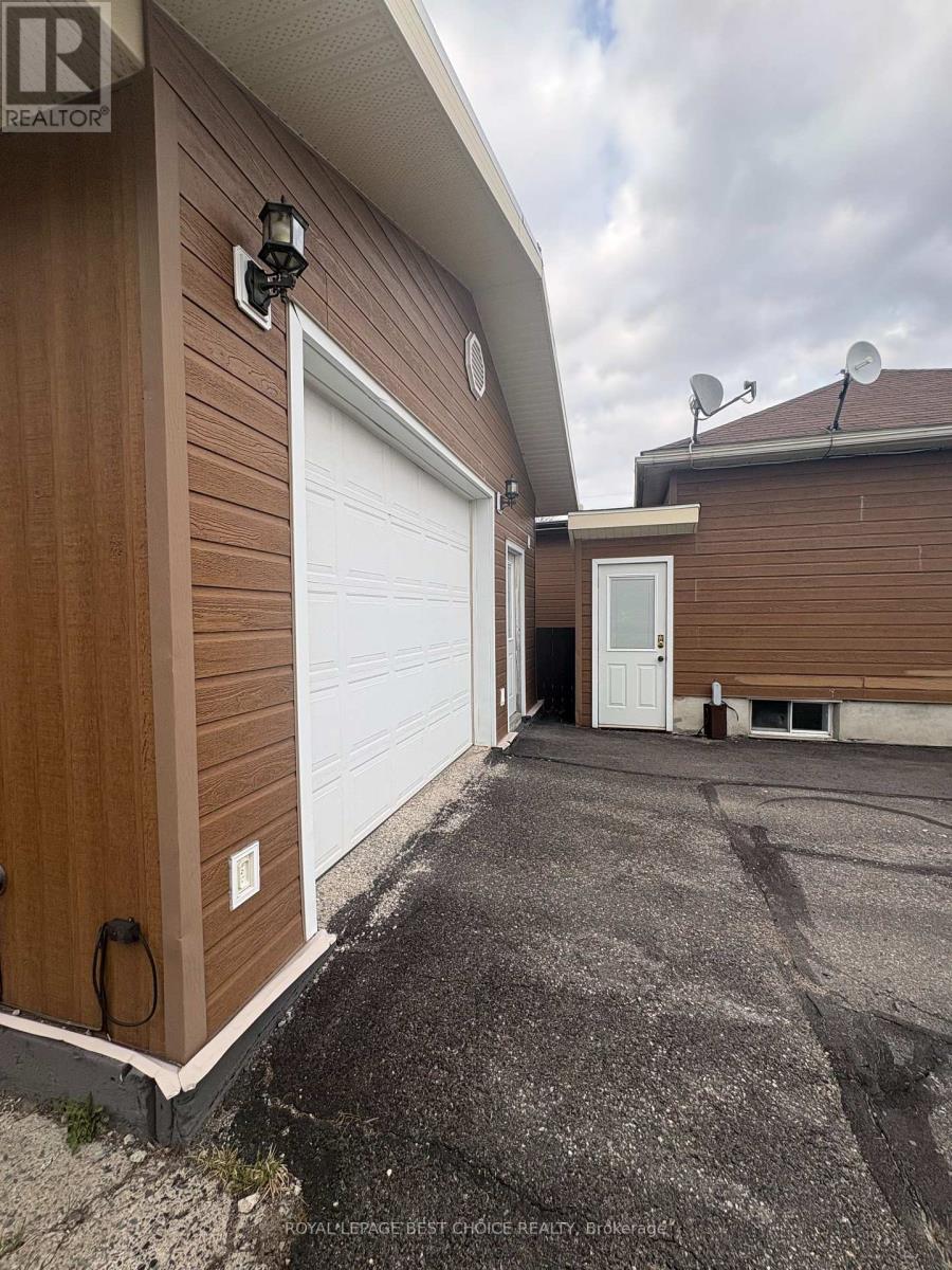 23 Ninth Avenue, Englehart, Ontario  P0J 1H0 - Photo 4 - T13109656