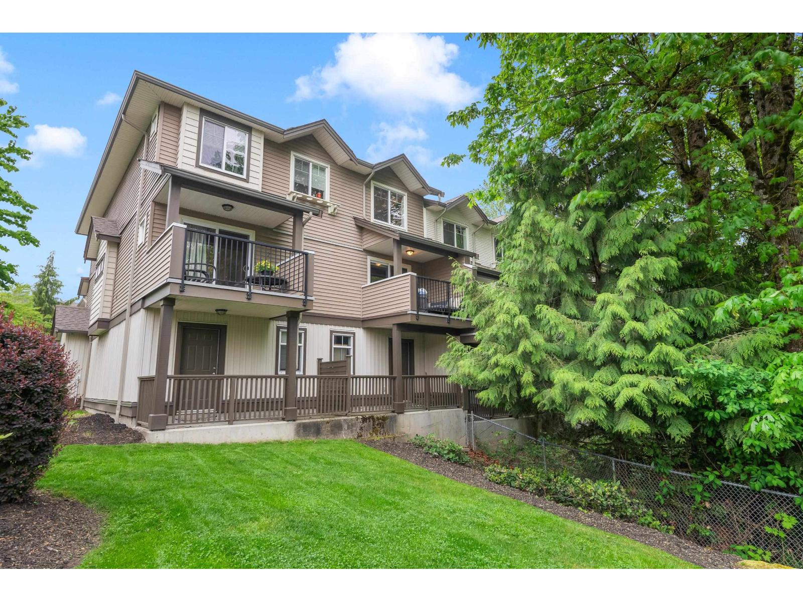 113 4401 BLAUSON BOULEVARD, Abbotsford, British Columbia