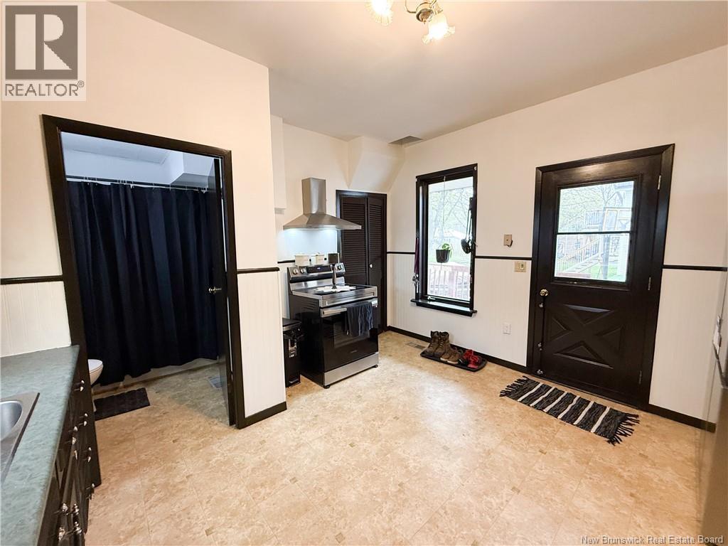 14 Nelson Street, Sussex, New Brunswick  E4E 1V5 - Photo 10 - NB137609