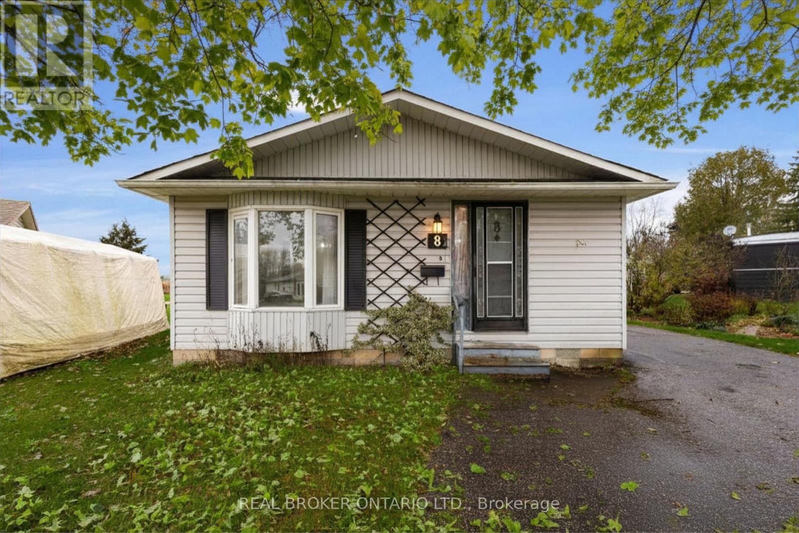 8 Maple Leaf Terrace, Innisfil, Ontario  L0L 1L0 - Photo 34 - N13059046