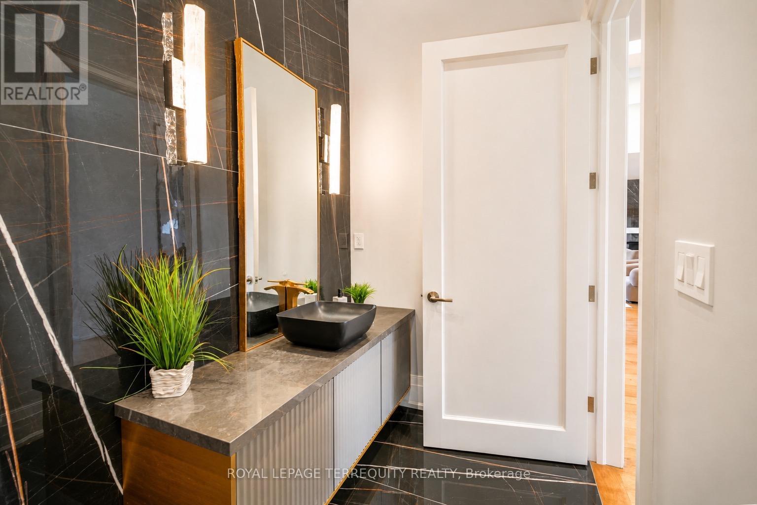 45 Seaton Drive, Aurora, Ontario  L4G 2K2 - Photo 44 - N13101296