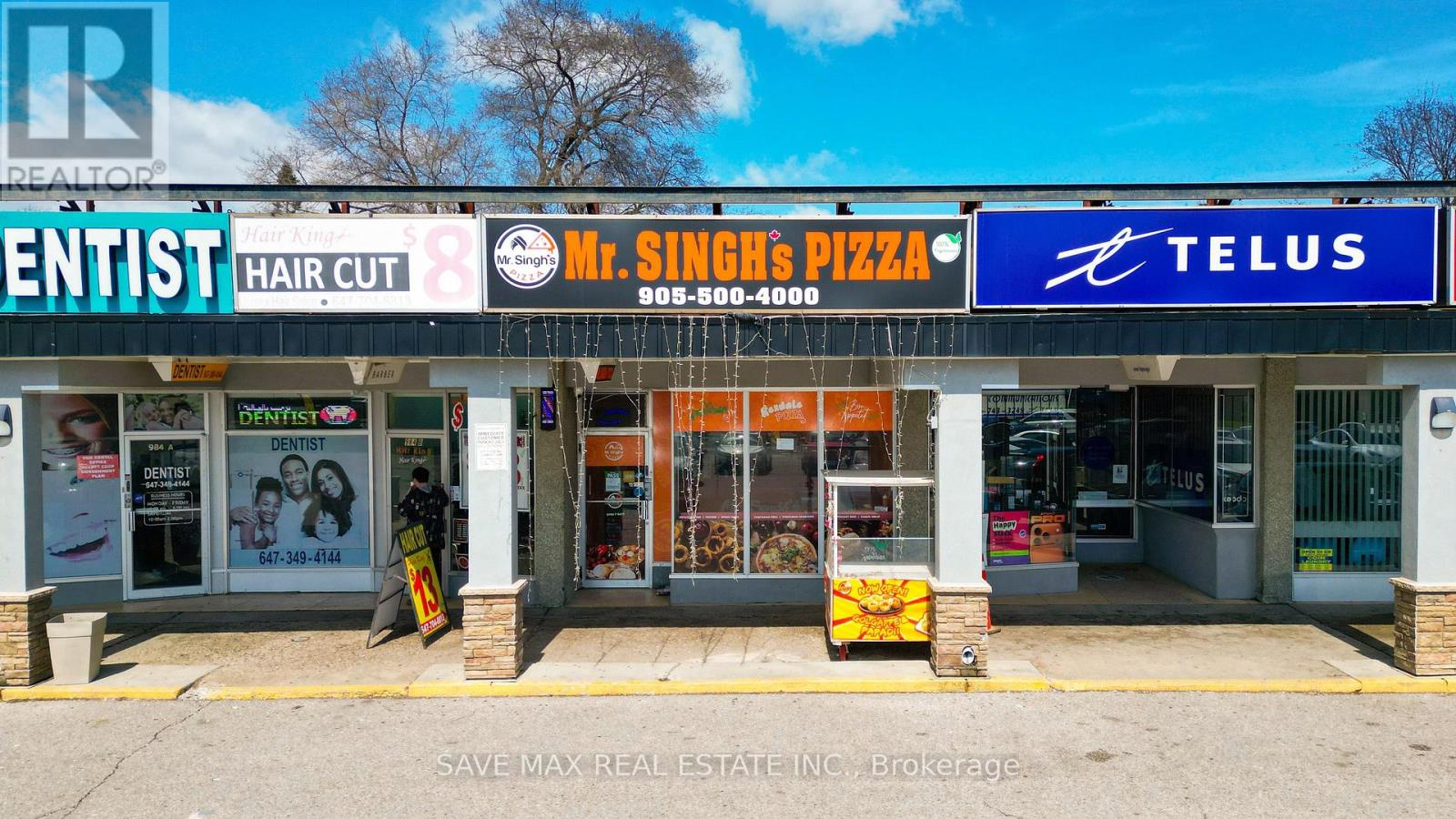 982 ALBION ROAD, Toronto, Ontario