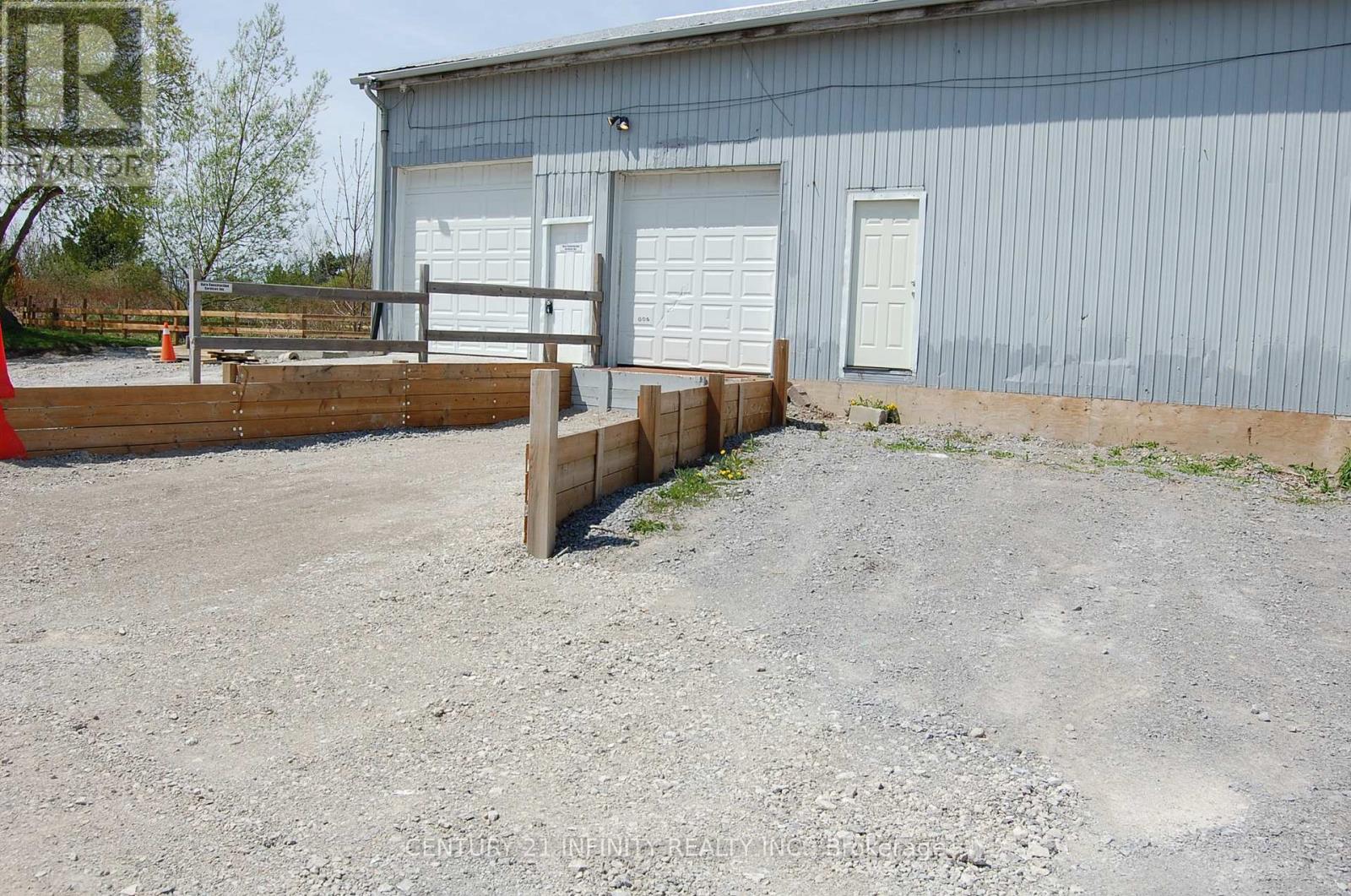 1-4 - 1701 Darlington Park Road, Clarington, Ontario  L1E 2P7 - Photo 4 - E13109686