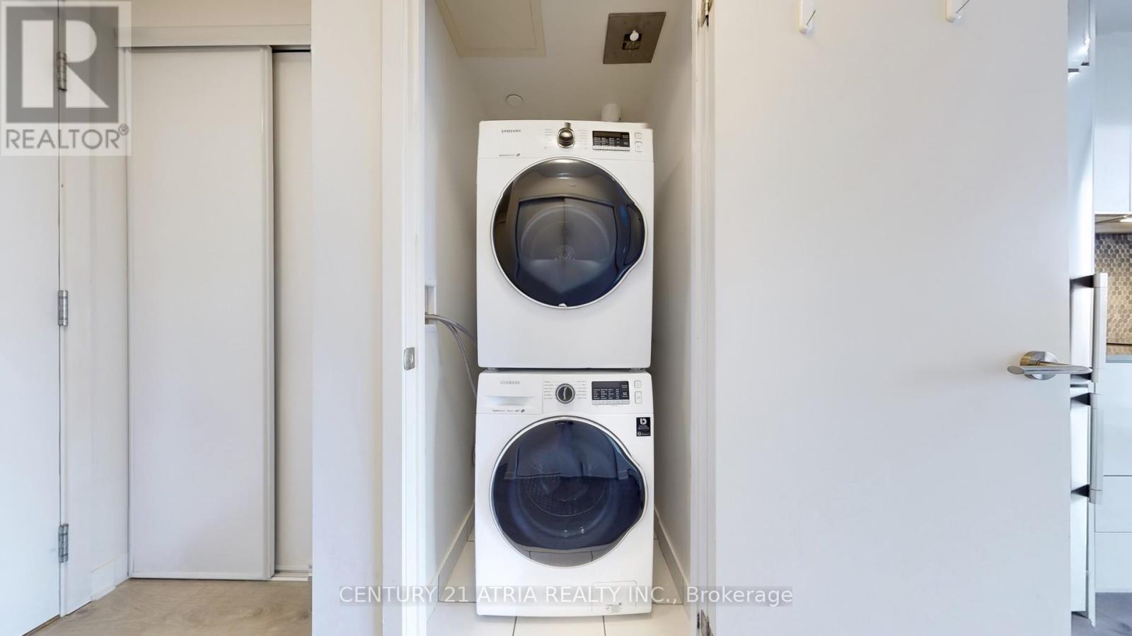 1609 - 2 Sonic Way, Toronto, Ontario  M3C 0P2 - Photo 13 - C13109628