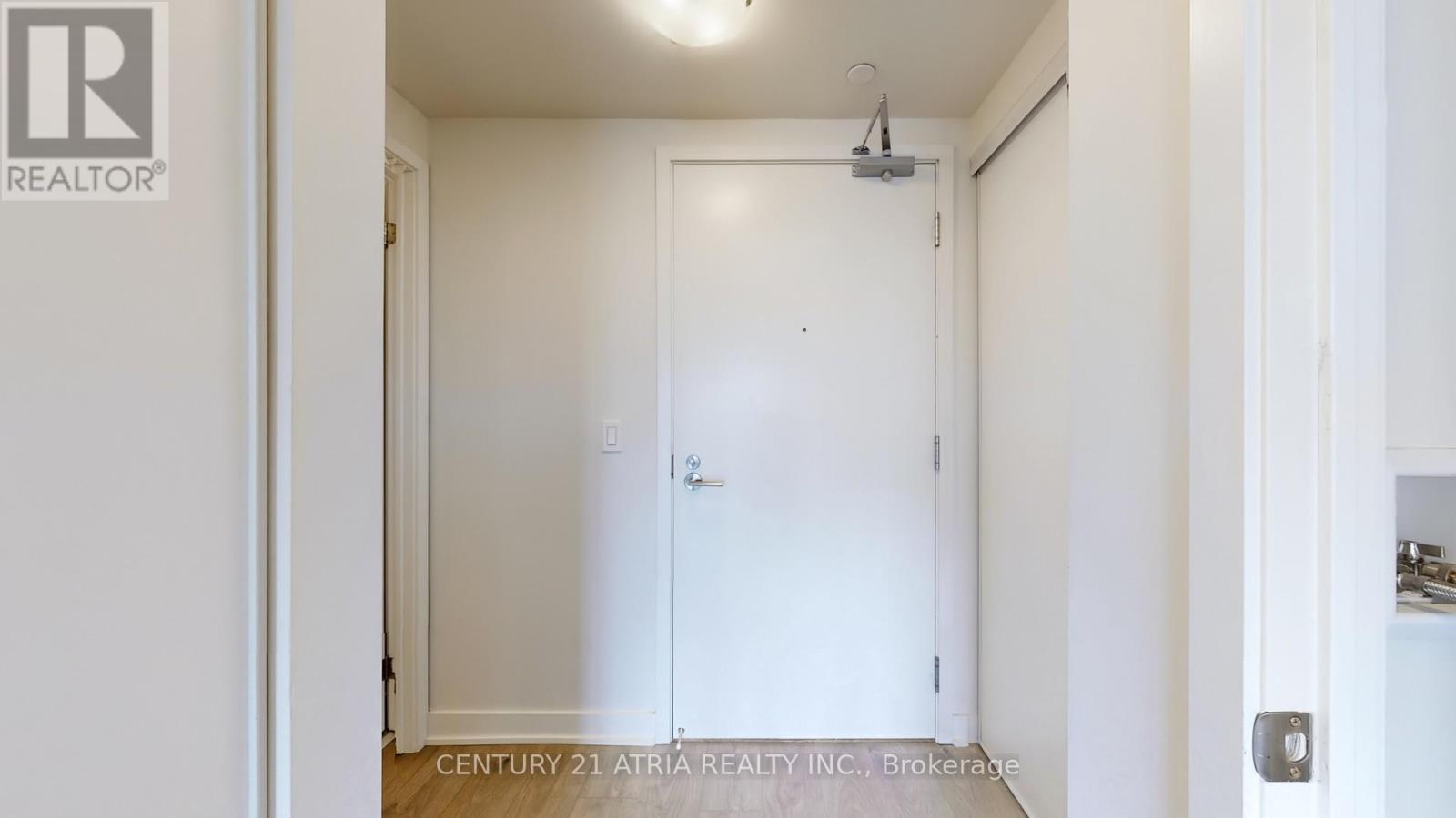 1609 - 2 Sonic Way, Toronto, Ontario  M3C 0P2 - Photo 15 - C13109628