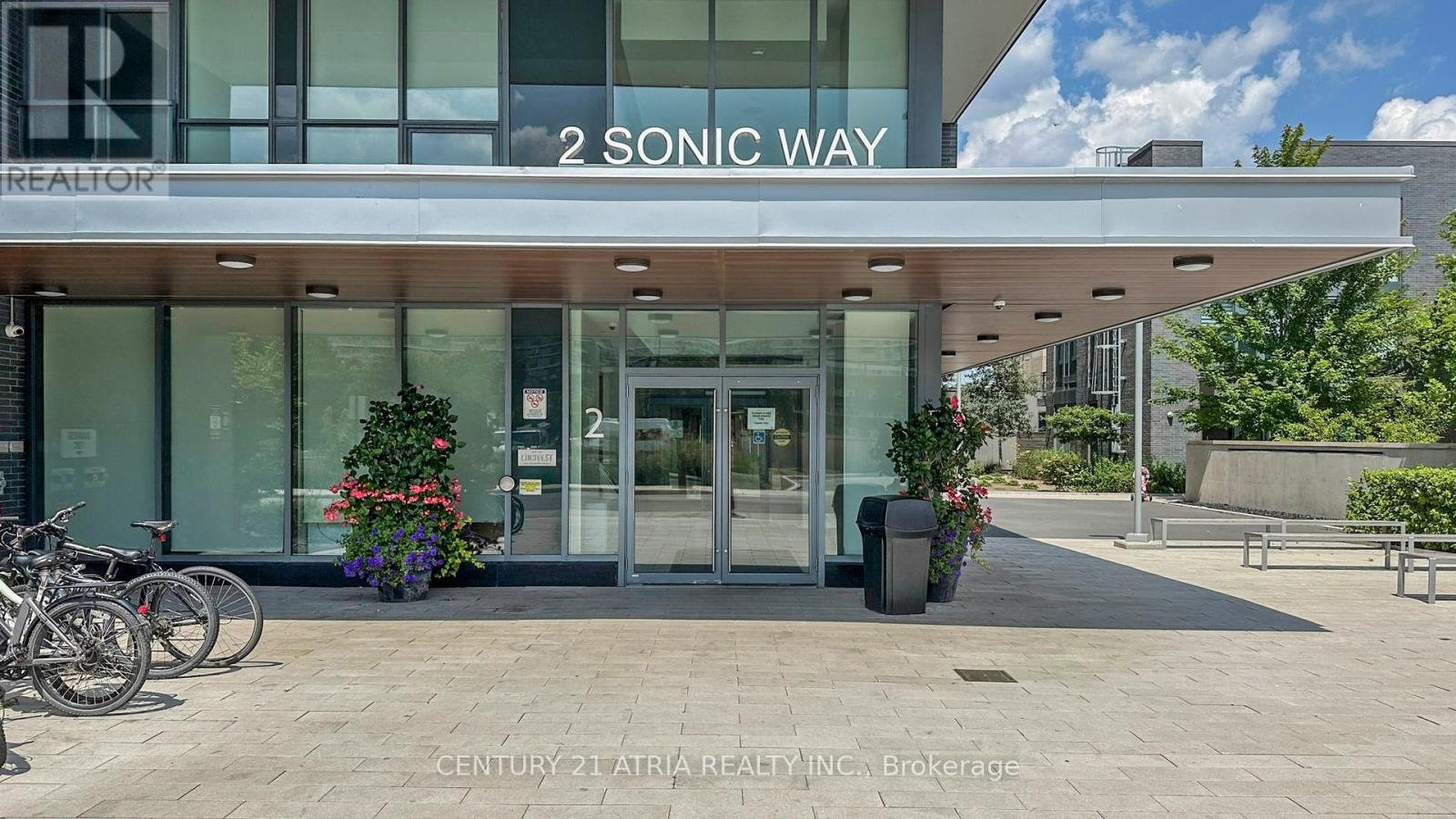 1609 - 2 Sonic Way, Toronto, Ontario  M3C 0P2 - Photo 26 - C13109628