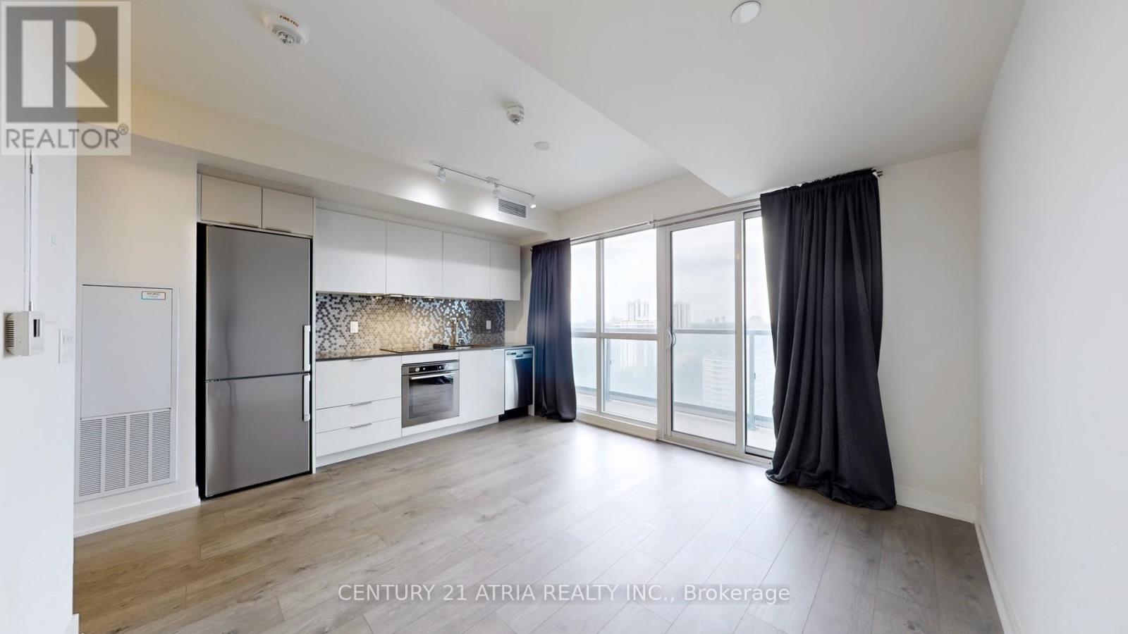 1609 - 2 Sonic Way, Toronto, Ontario  M3C 0P2 - Photo 4 - C13109628