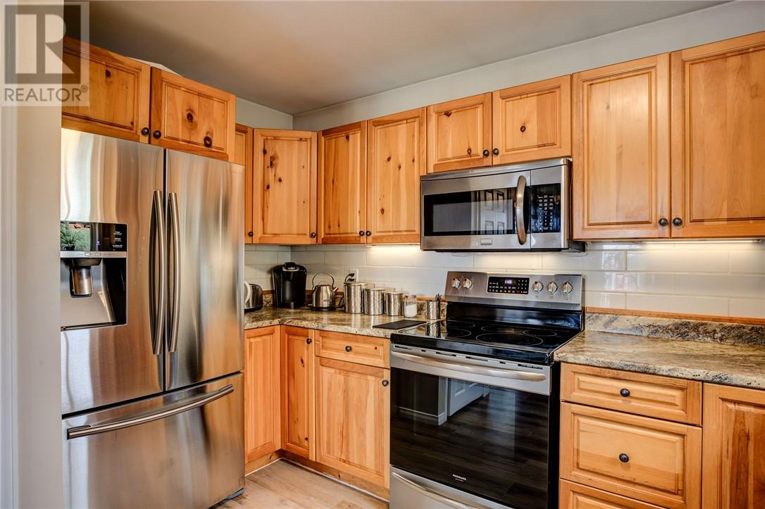 630 Lacloche Lake Rd, Massey, Ontario  P0P 1P0 - Photo 7 - 2127633