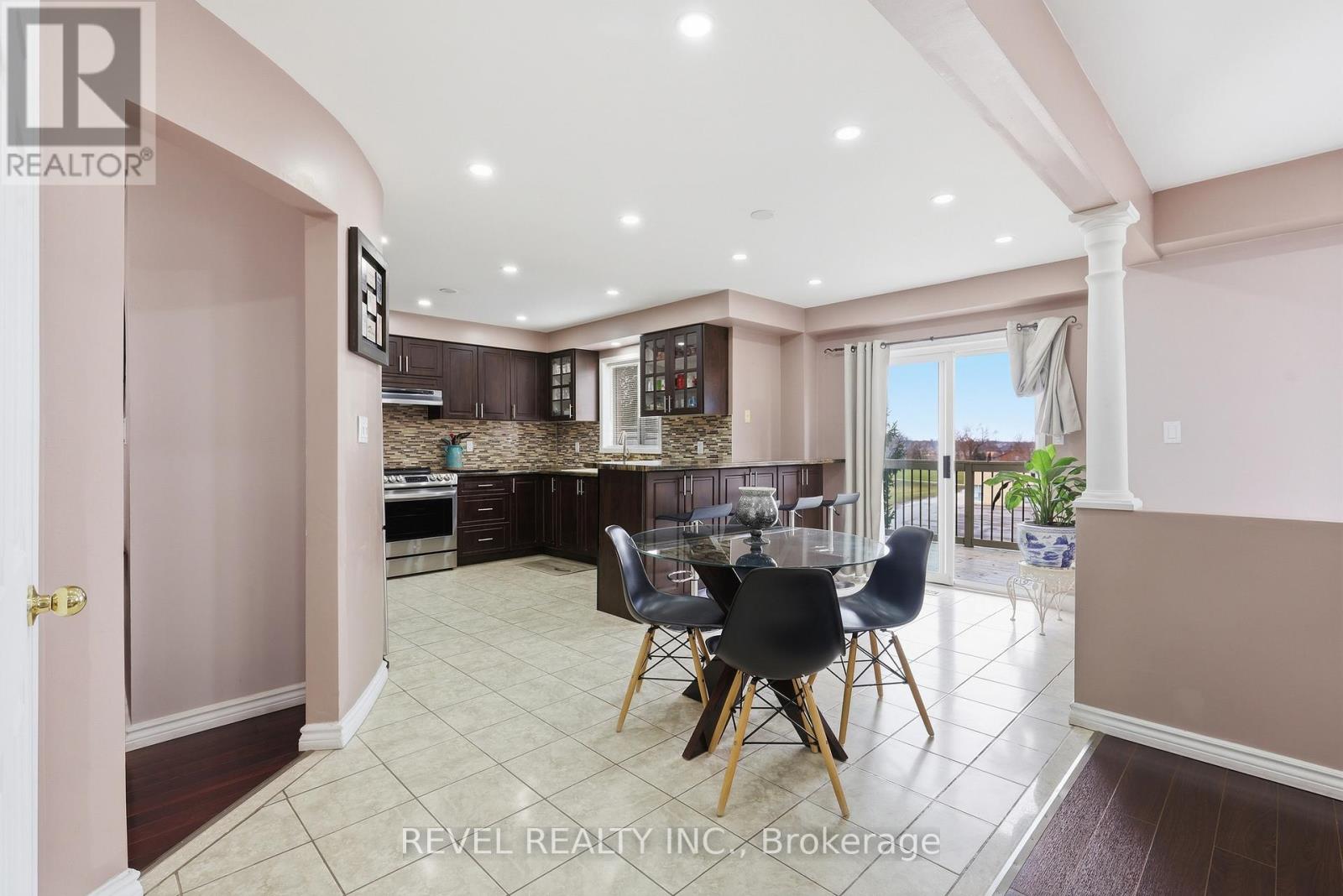 116 Hibbard Drive, Ajax, Ontario  L1Z 1J8 - Photo 6 - E13109576