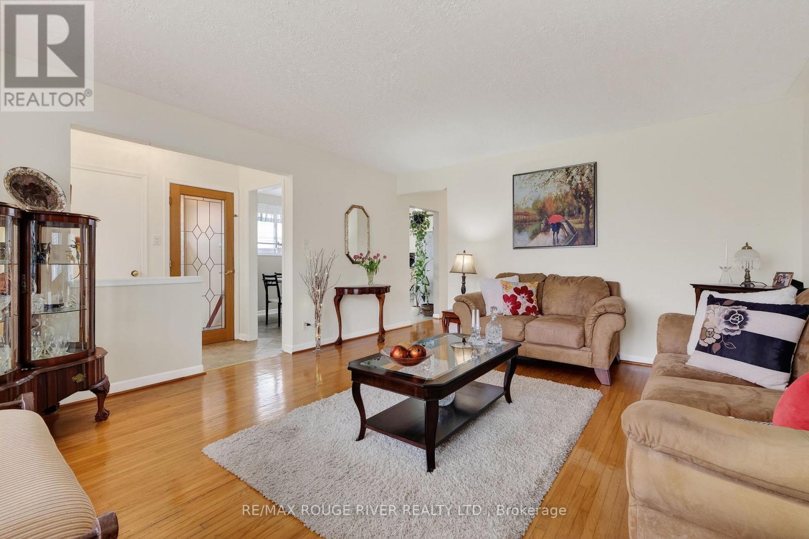 812 Bem Avenue, Pickering, Ontario  L1W 1X1 - Photo 12 - E13109658