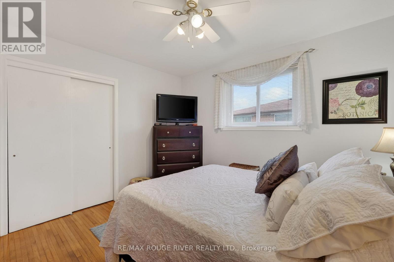 812 Bem Avenue, Pickering, Ontario  L1W 1X1 - Photo 18 - E13109658