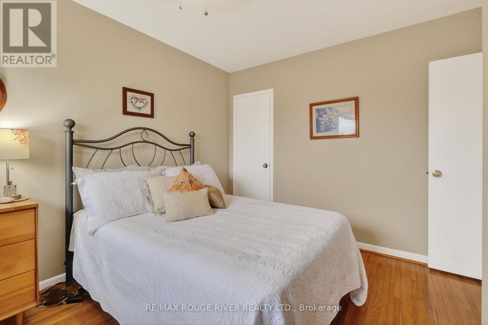 812 Bem Avenue, Pickering, Ontario  L1W 1X1 - Photo 20 - E13109658