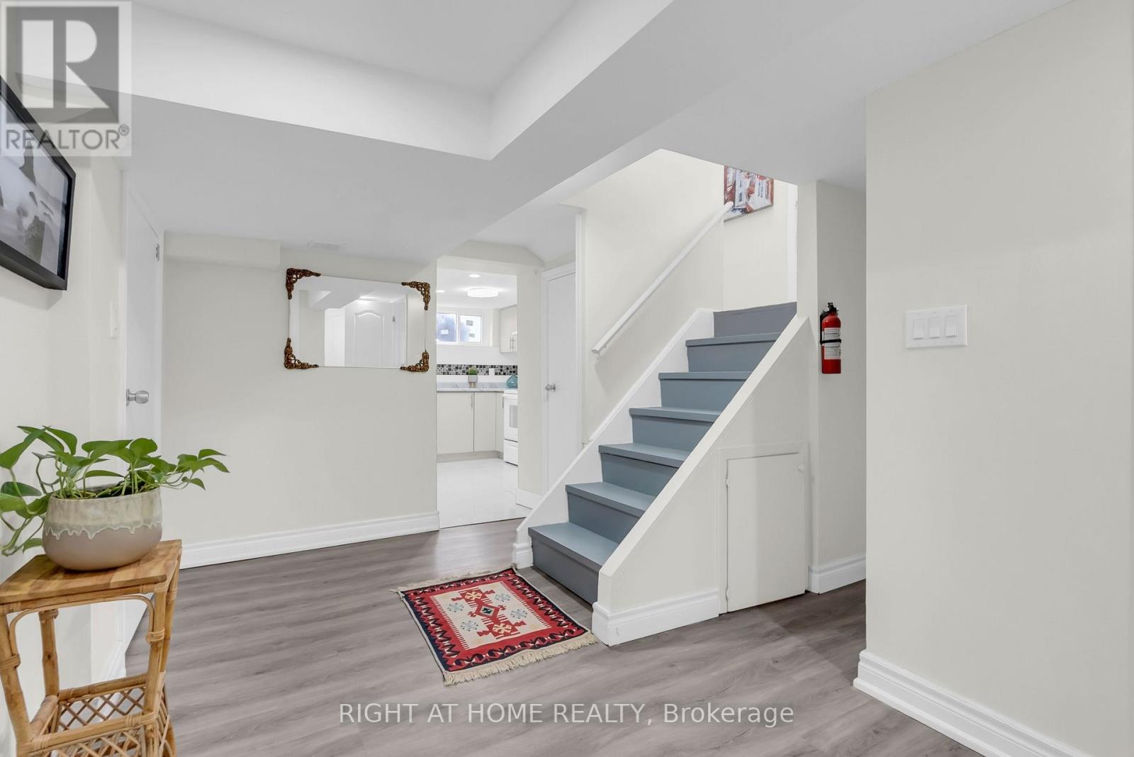 6 Vanbrugh Avenue, Toronto, Ontario  M1N 3S7 - Photo 34 - E13109706