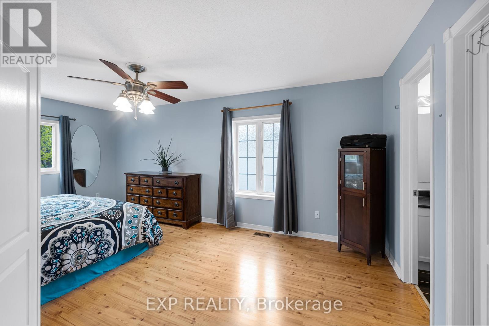 52 Glasgow Crescent, Georgina, Ontario  L4P 4B3 - Photo 17 - N13109624