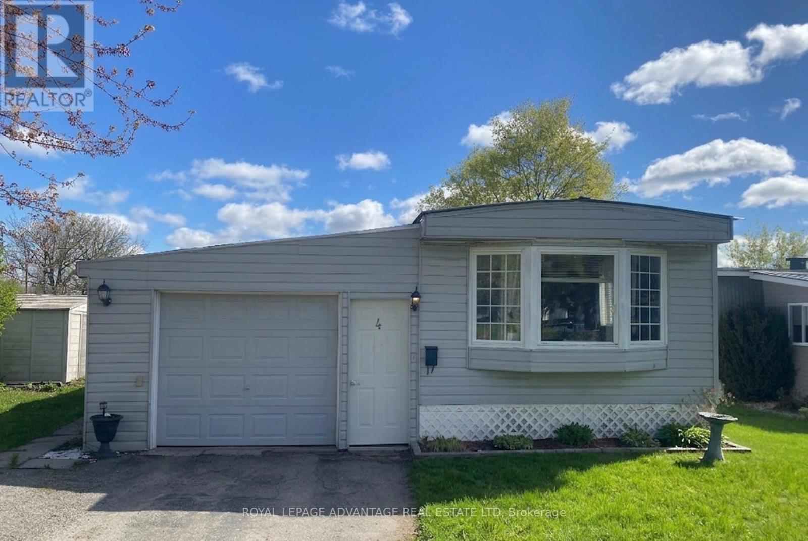4 Kavanagh Drive, Rideau Lakes, Ontario  K7A 4S5 - Photo 1 - X12816852