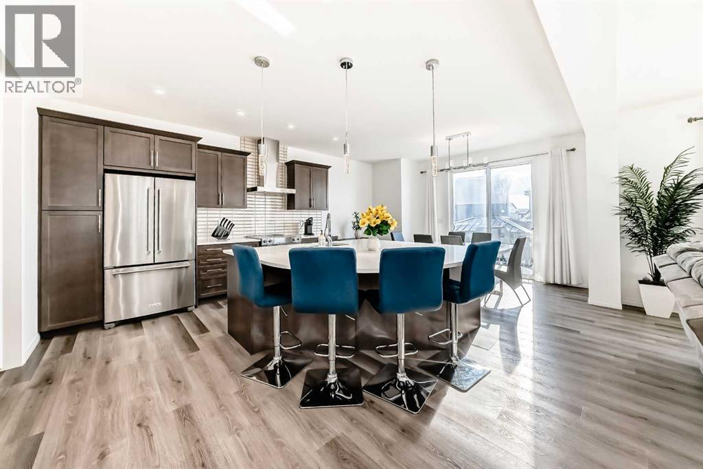 73 Carrington Circle NW, Calgary, Alberta  T3P 0Y4 - Photo 2 - A2280210