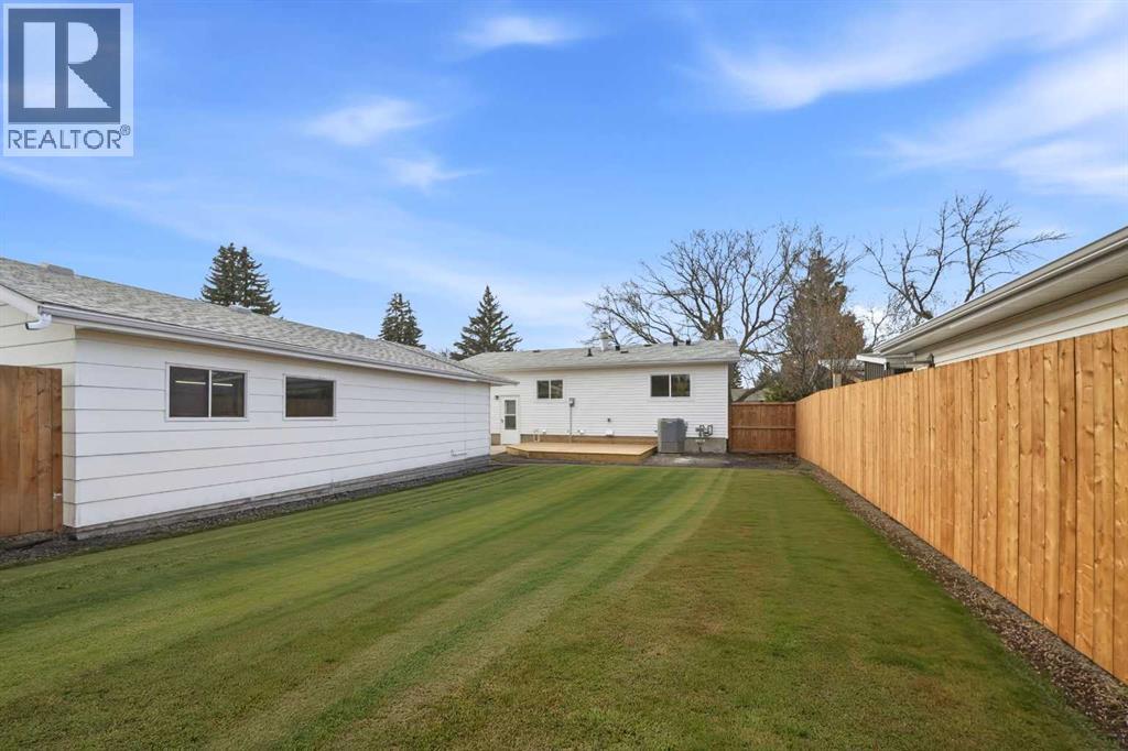 19 Spencer Street, Red Deer, Alberta  T4N 0B1 - Photo 35 - A2306898