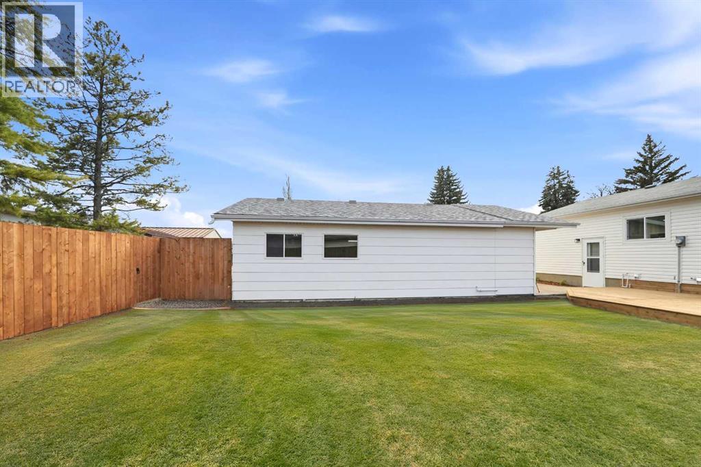 19 Spencer Street, Red Deer, Alberta  T4N 0B1 - Photo 36 - A2306898