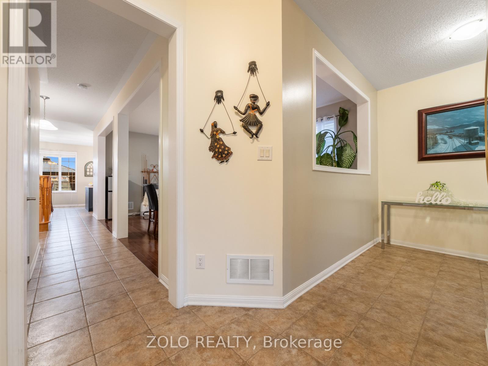 818 Cousens Terrace, Milton, Ontario  L9T 0G1 - Photo 5 - W13109592