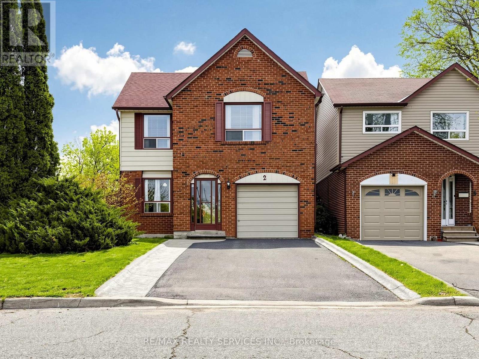 2 BRYANT COURT, Brampton, Ontario
