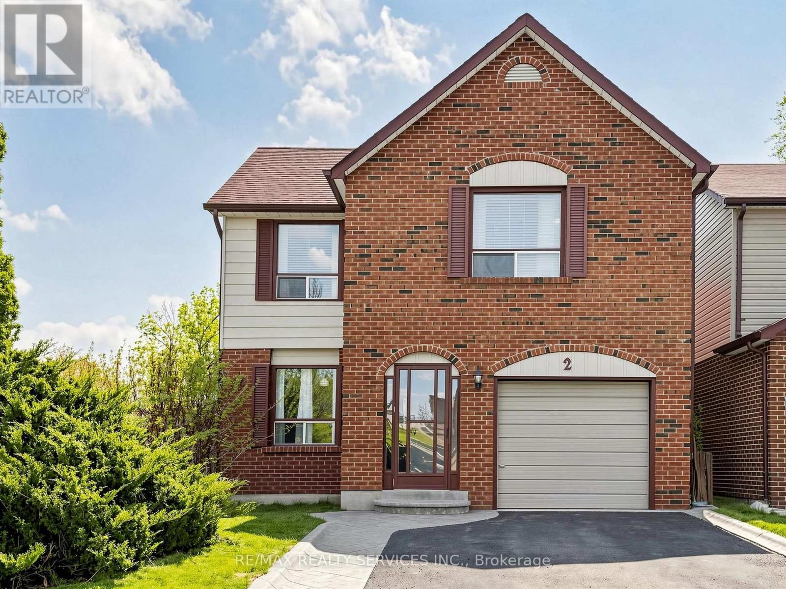2 Bryant Court, Brampton, Ontario  L6X 2T1 - Photo 2 - W13109600