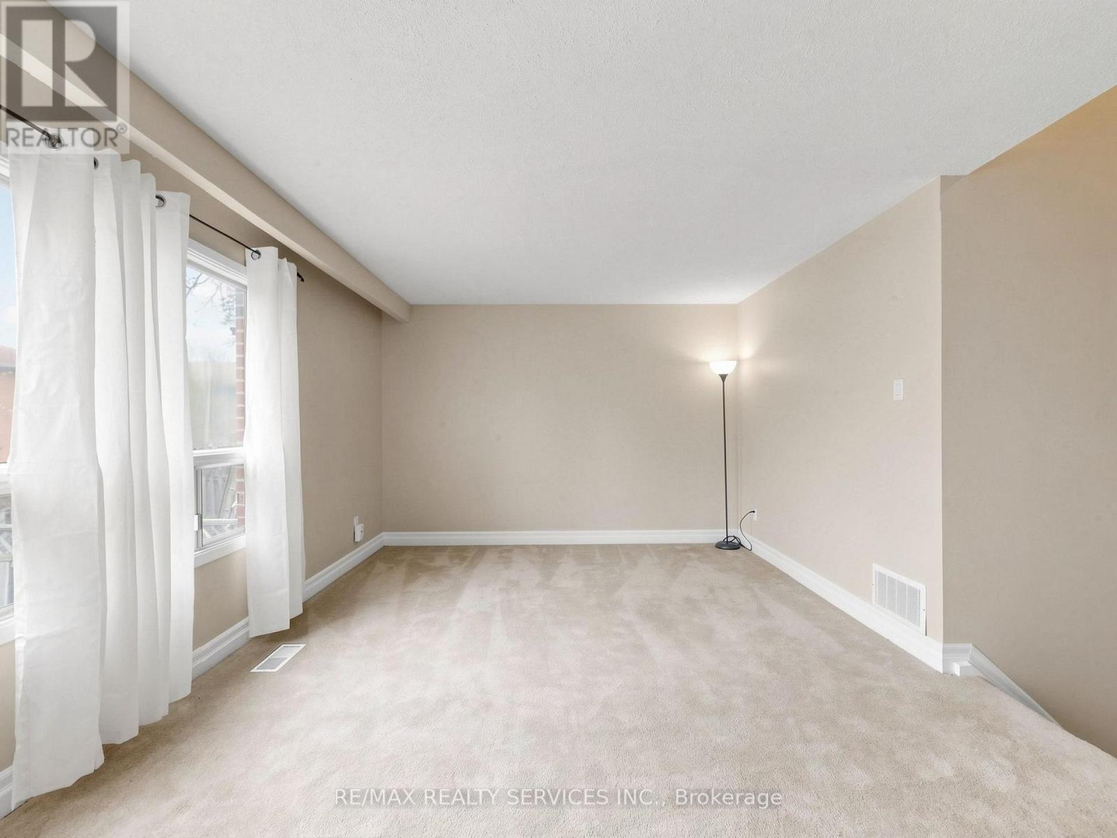 2 Bryant Court, Brampton, Ontario  L6X 2T1 - Photo 23 - W13109600