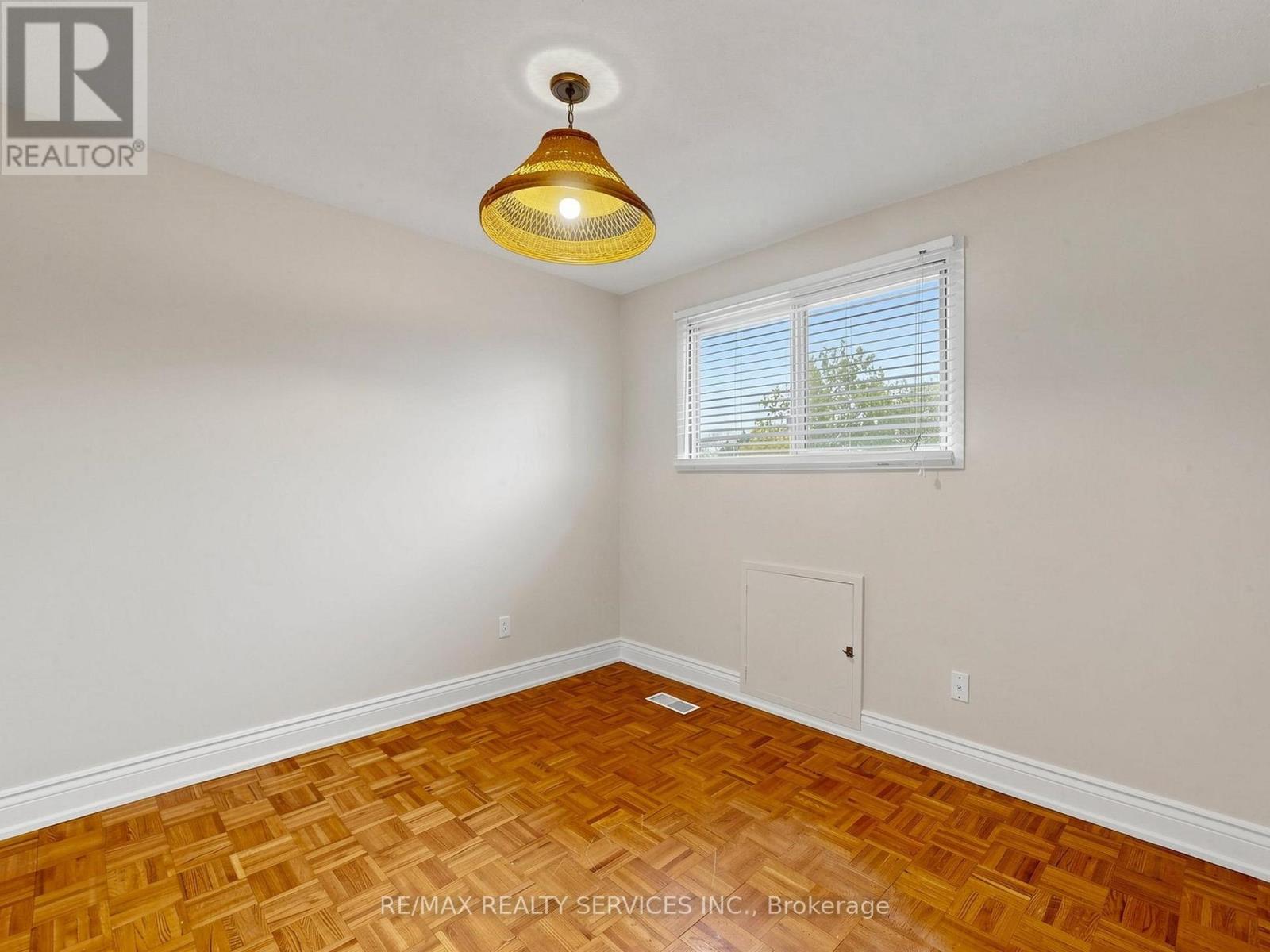 2 Bryant Court, Brampton, Ontario  L6X 2T1 - Photo 39 - W13109600