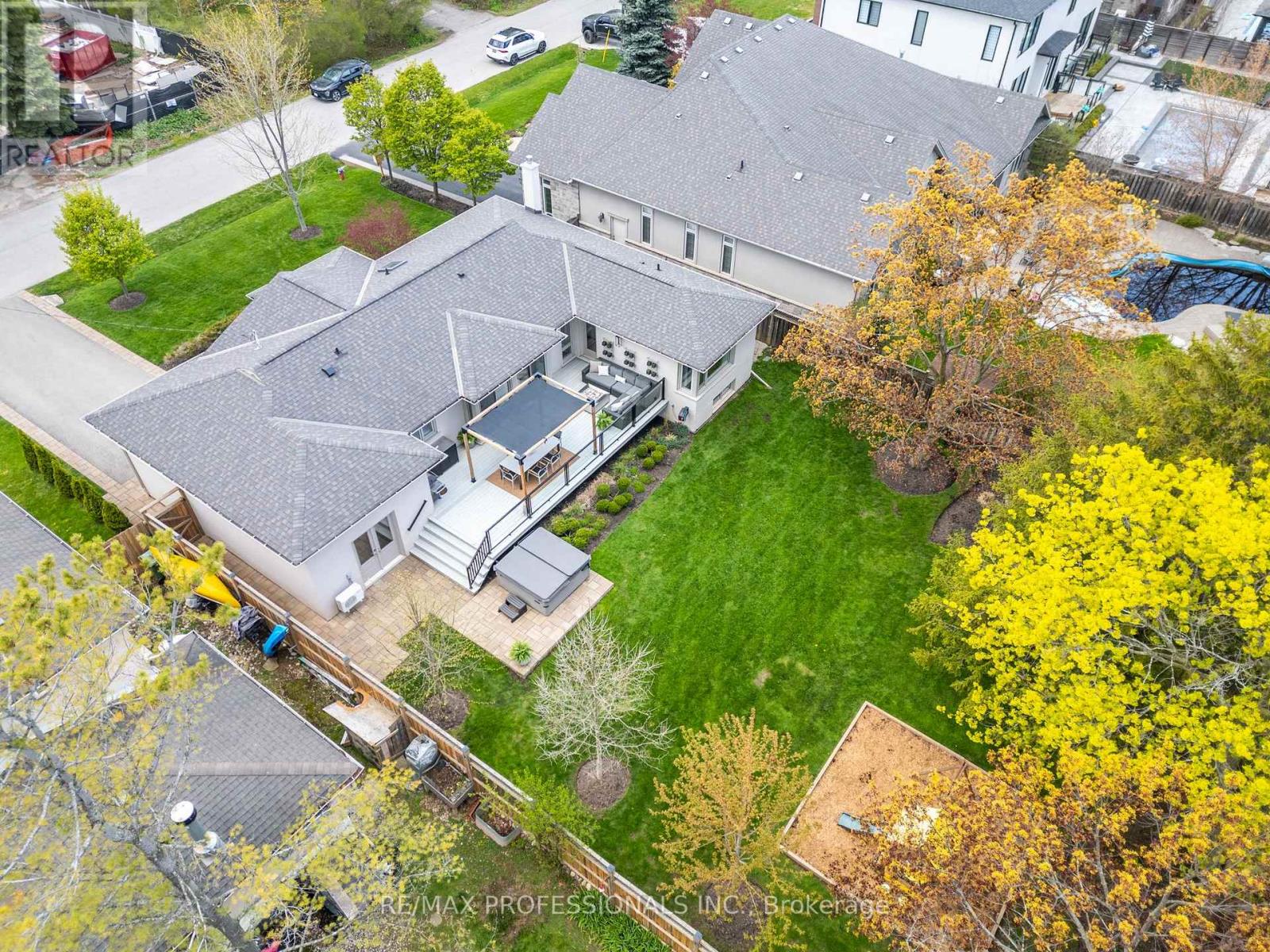 1326 Stanbury Road, Oakville, Ontario  L6L 2J4 - Photo 47 - W13109662