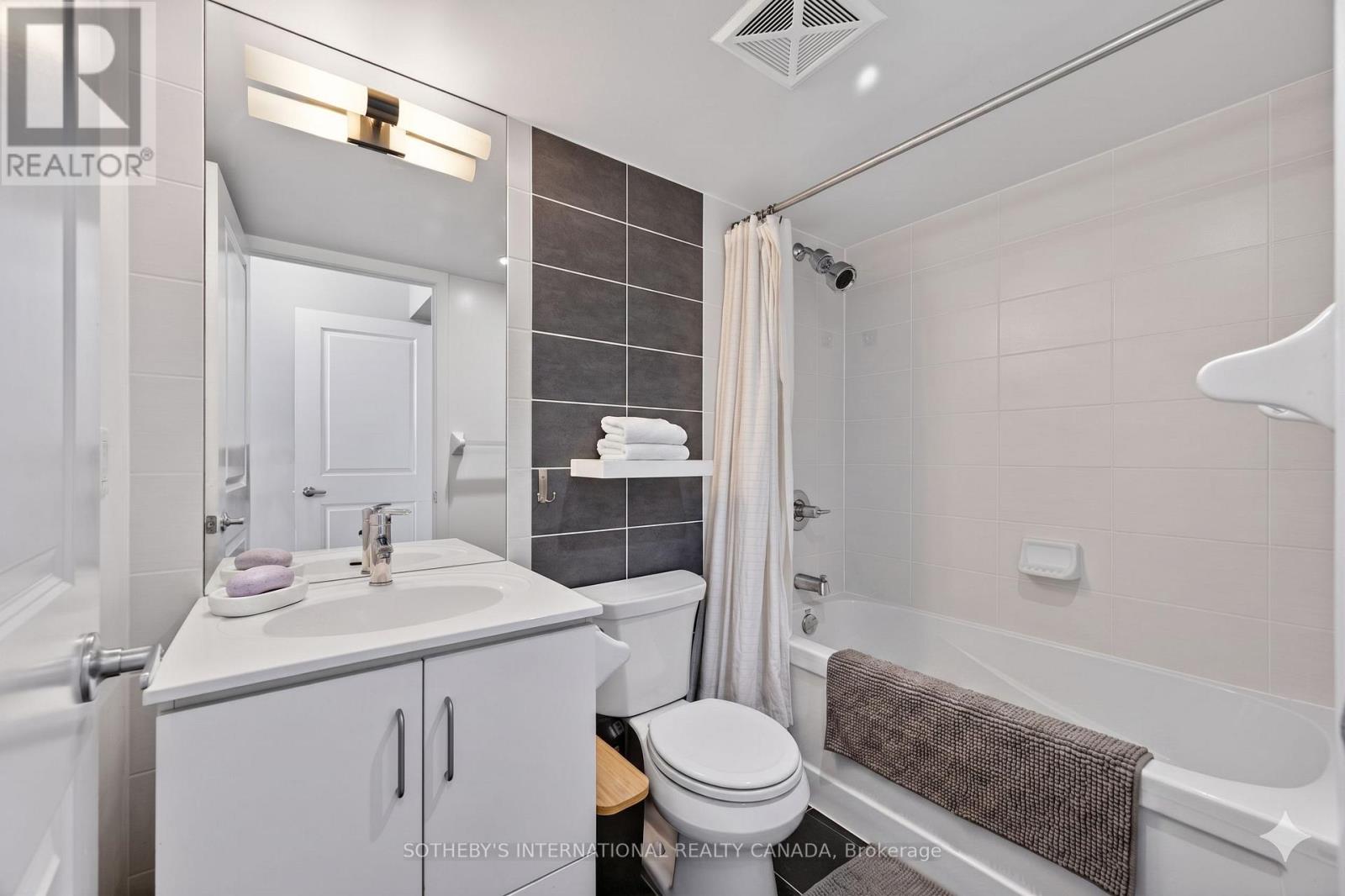 2310 - 215 Sherway Gardens Road, Toronto, Ontario  M9C 0A4 - Photo 10 - W13109672