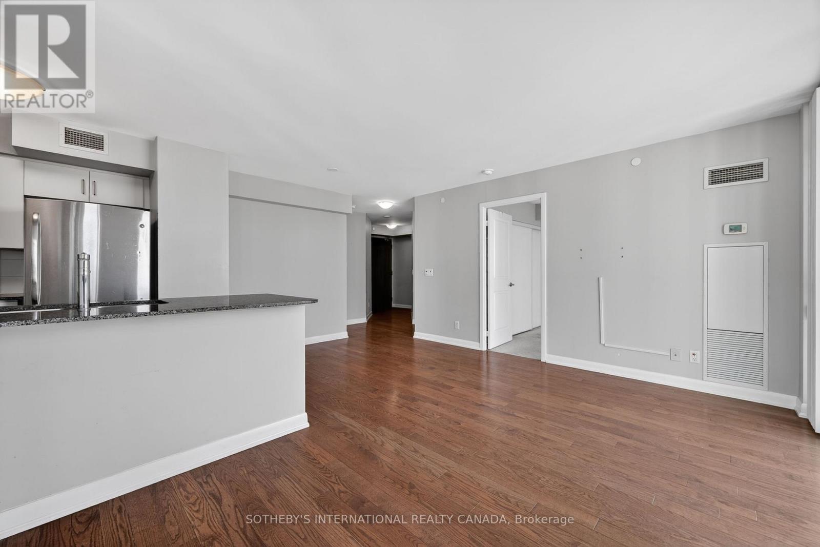 2310 - 215 Sherway Gardens Road, Toronto, Ontario  M9C 0A4 - Photo 17 - W13109672