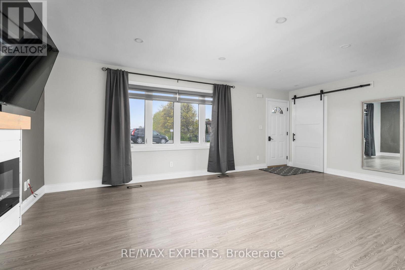 52 Maple Avenue, Halton Hills, Ontario  L7G 1X7 - Photo 12 - W13109684
