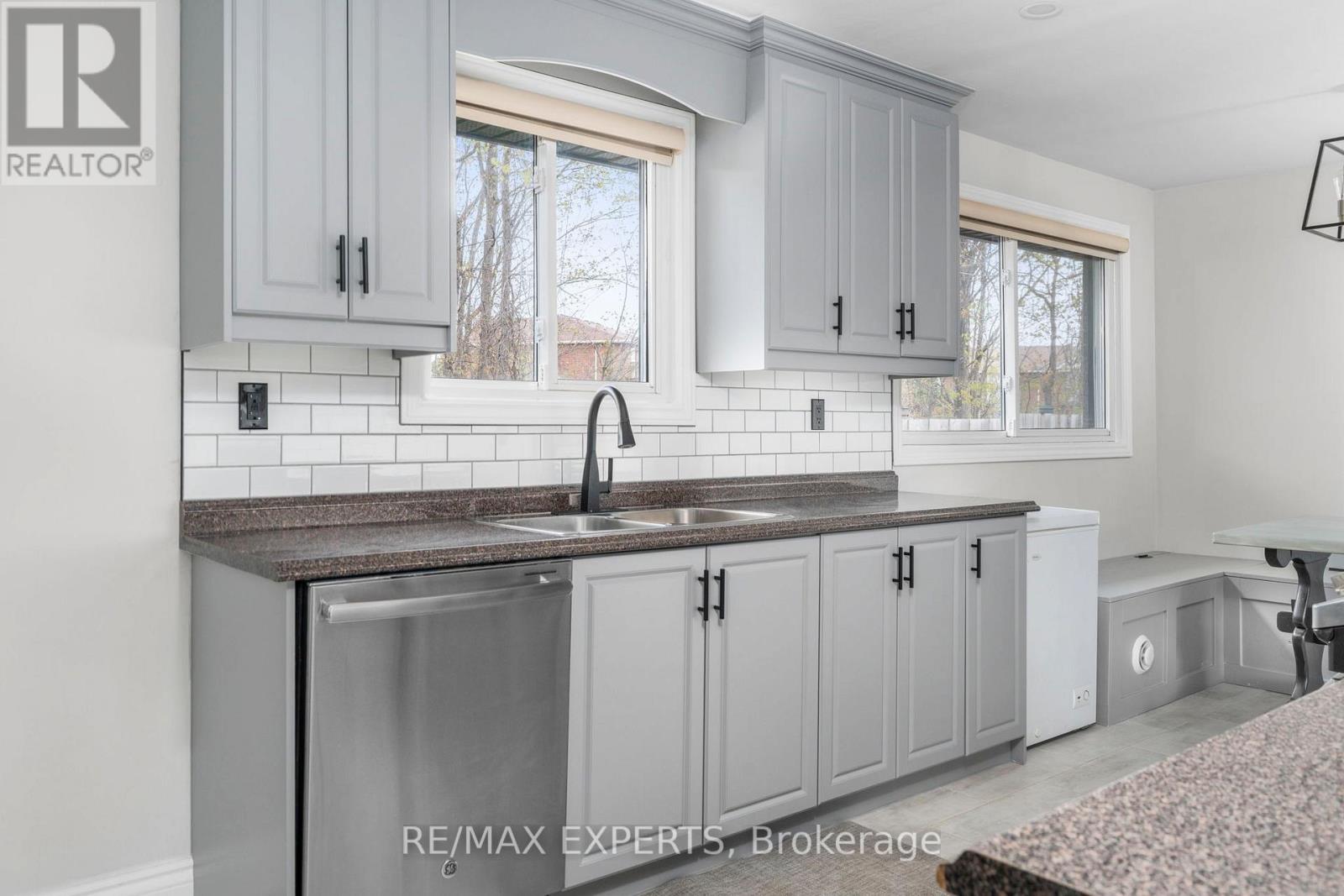 52 Maple Avenue, Halton Hills, Ontario  L7G 1X7 - Photo 19 - W13109684