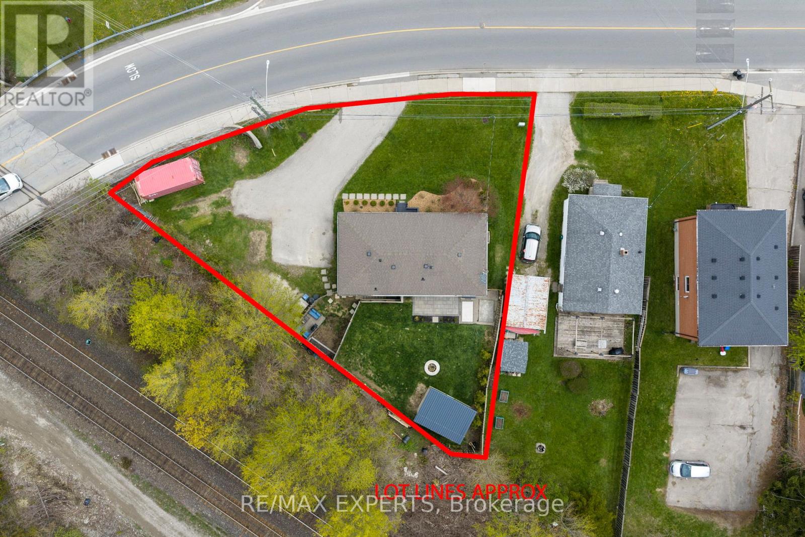 52 Maple Avenue, Halton Hills, Ontario  L7G 1X7 - Photo 7 - W13109684