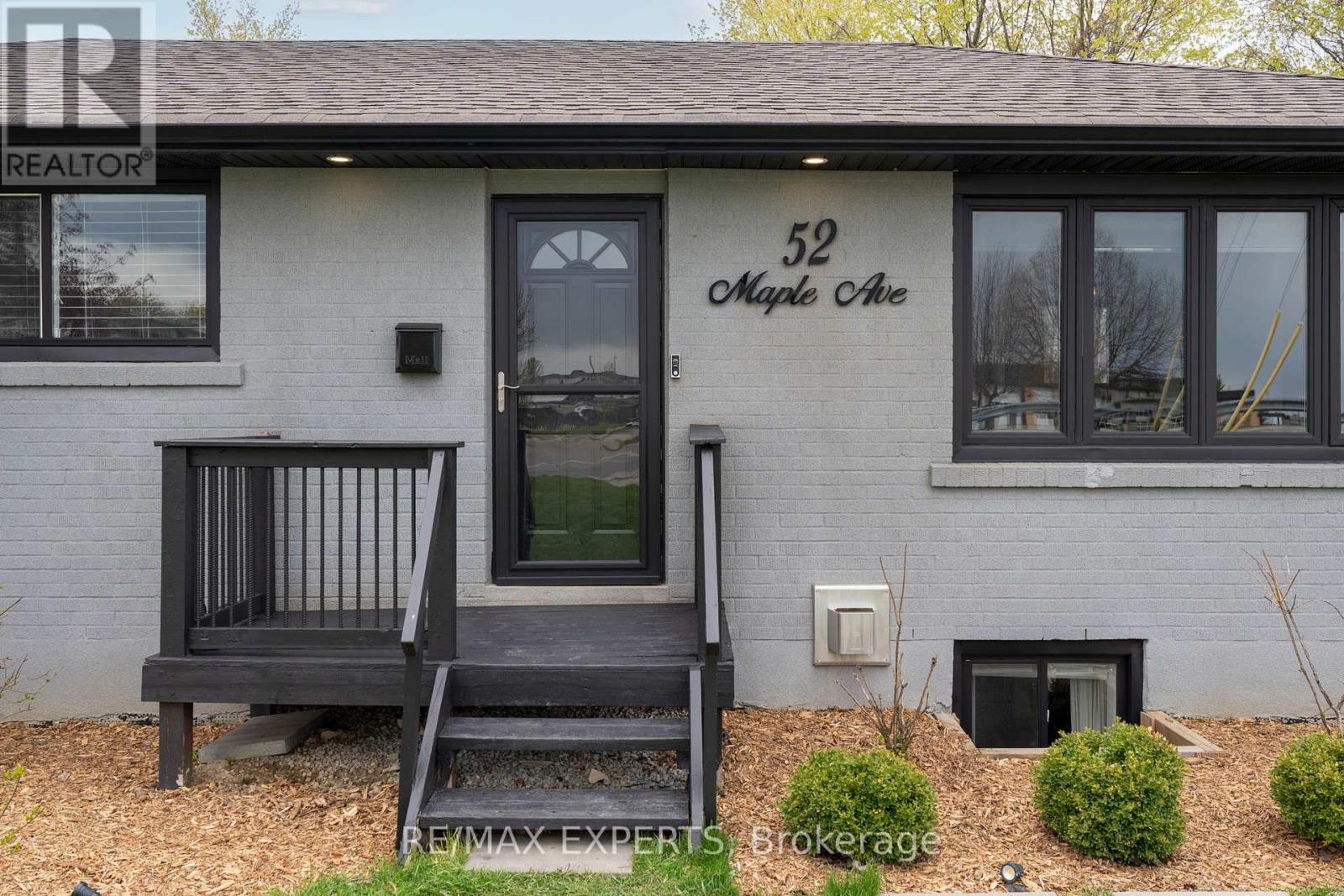 52 Maple Avenue, Halton Hills, Ontario  L7G 1X7 - Photo 8 - W13109684